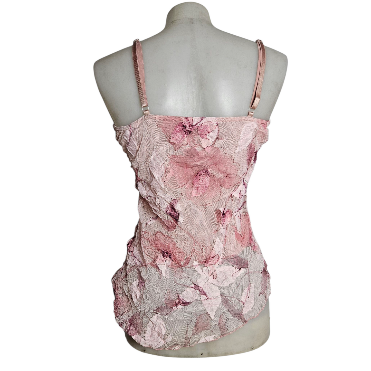 Haut en dentelle florale tons roses
