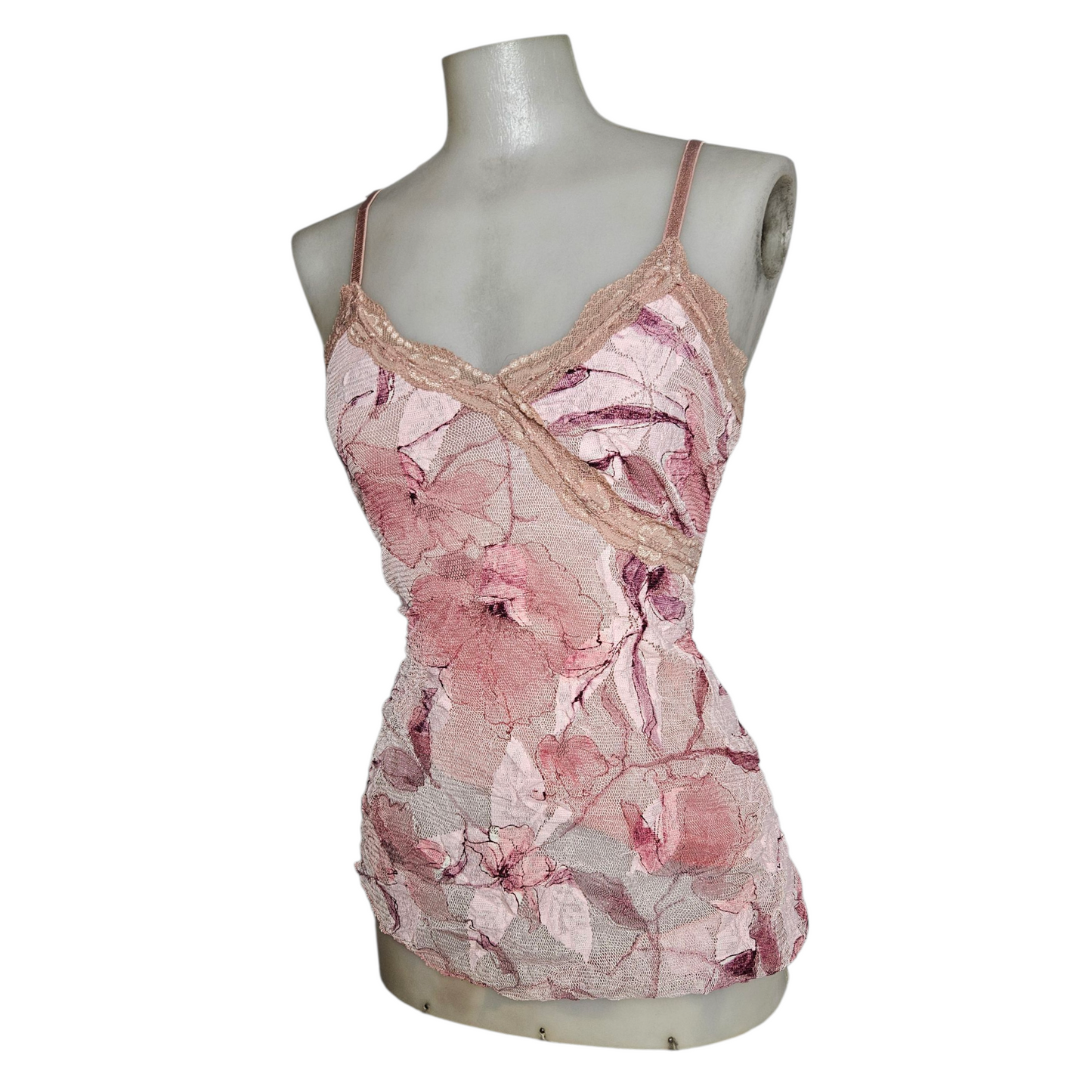Haut en dentelle florale tons roses