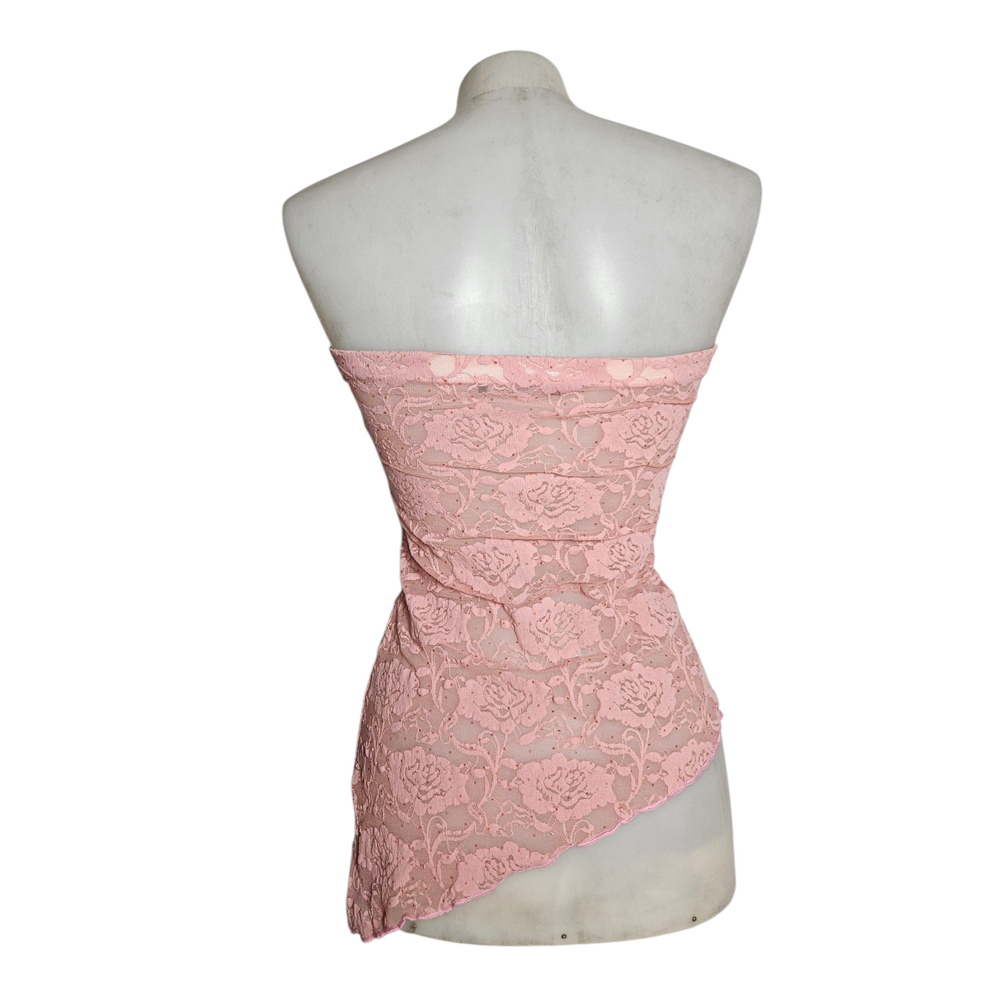Haut strapless rose asymétrique en dentelle