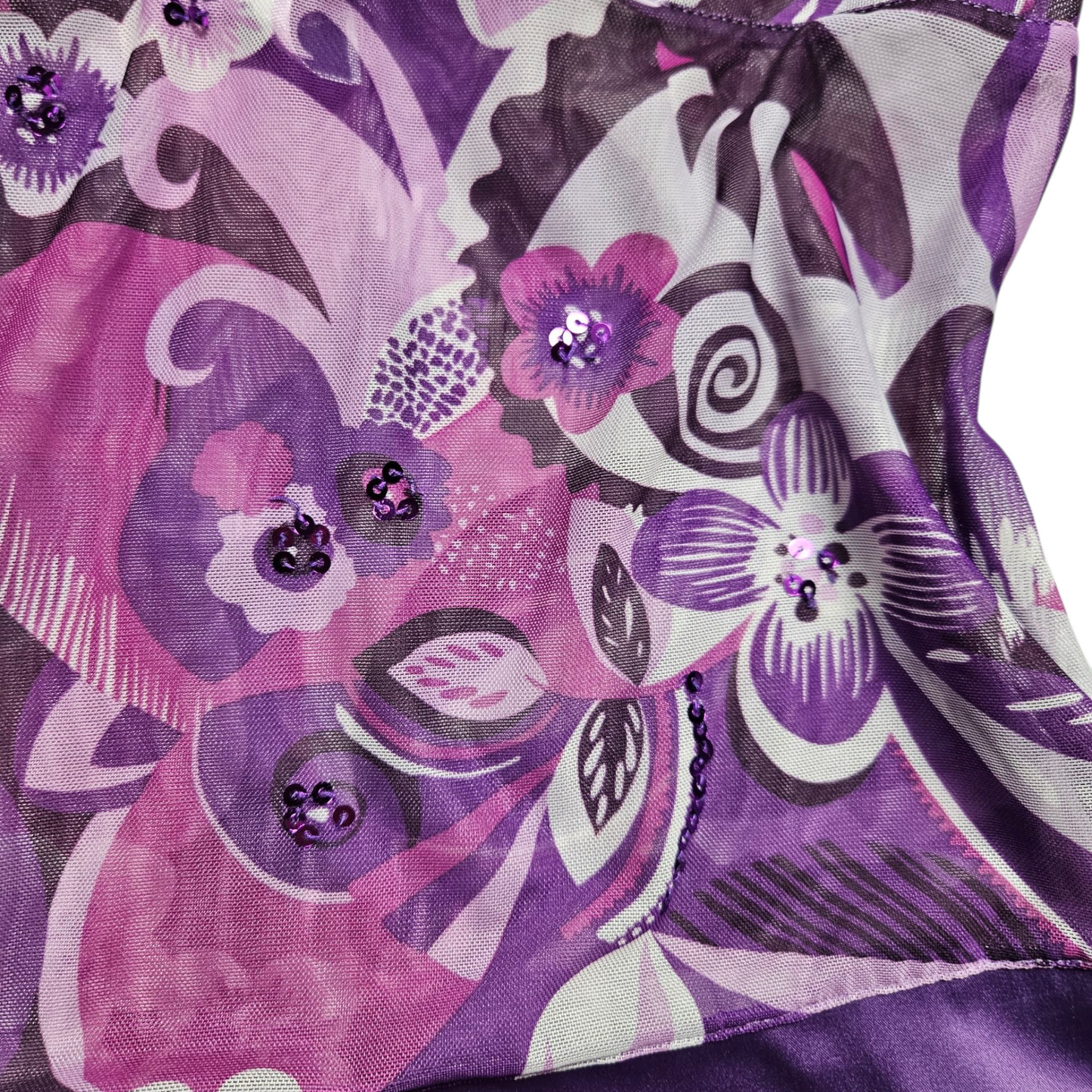 Haut en voile fleuri détails satinés