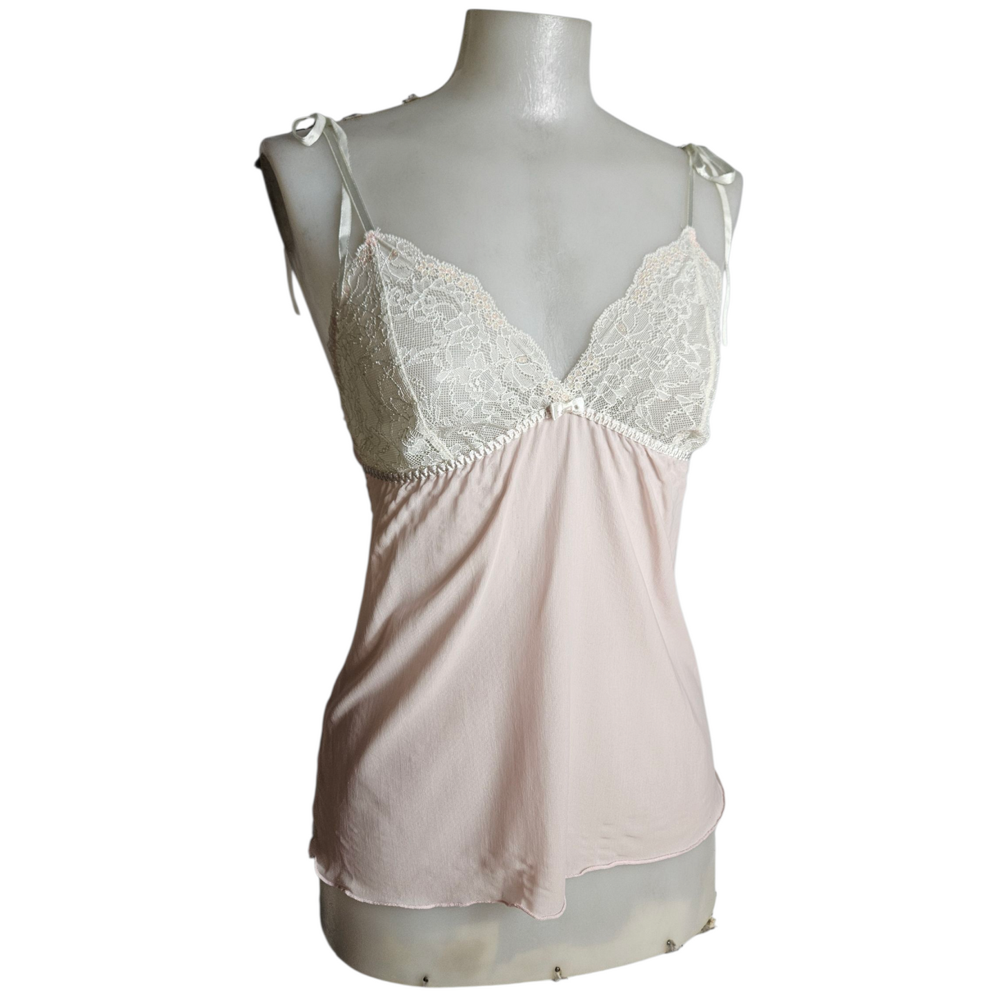 Haut en voile et dentelle rose et blanc