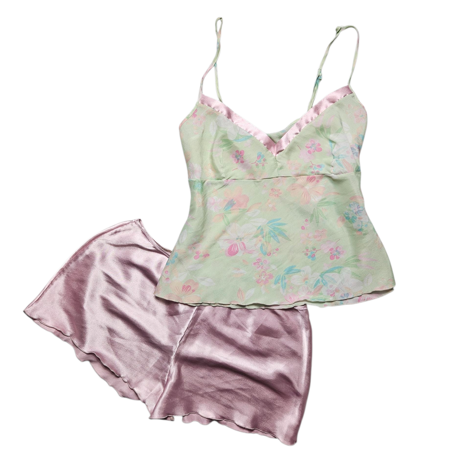 Ensemble haut en voile et short satiné