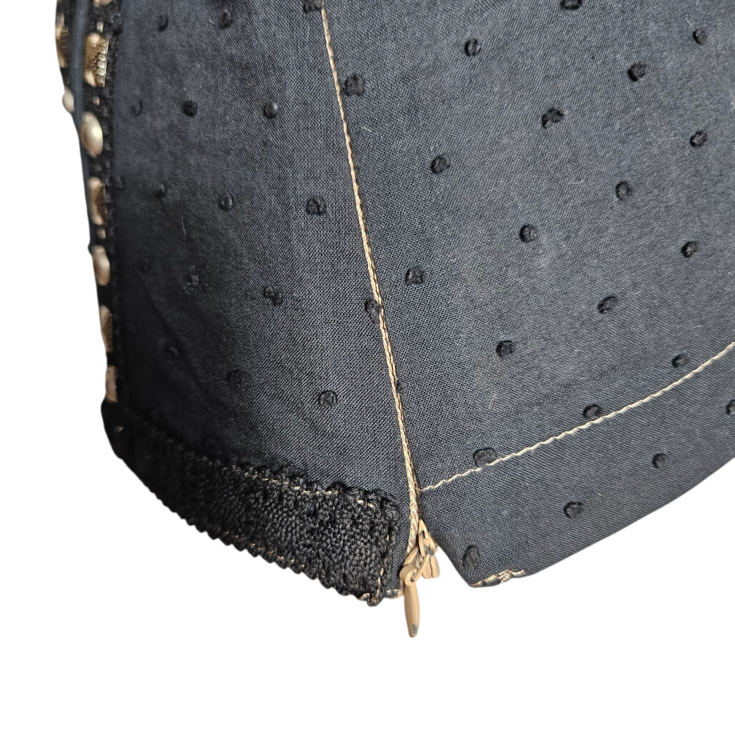 Haut esprit corset details clous plats