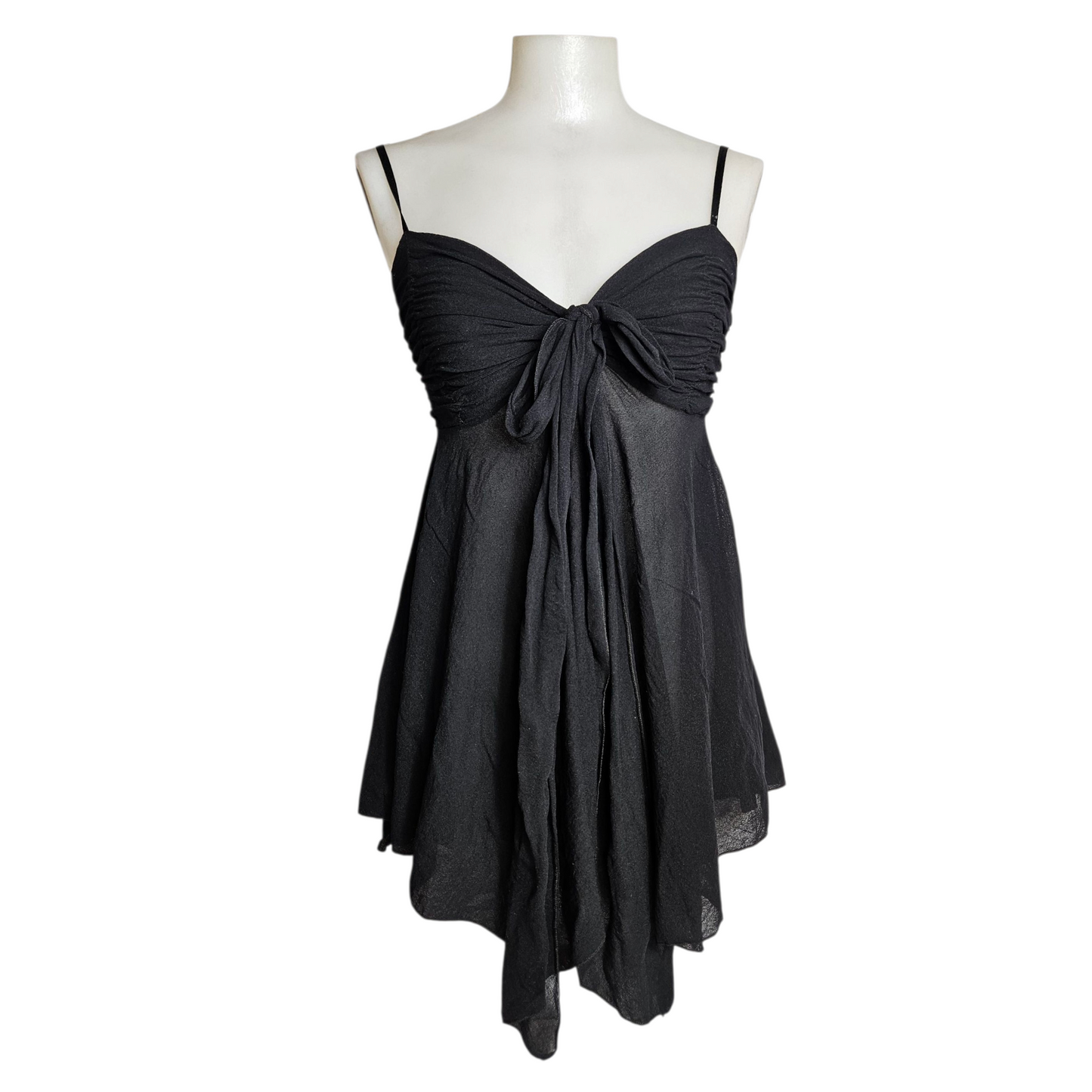 Haut asymétrique en voile noir avec noeud