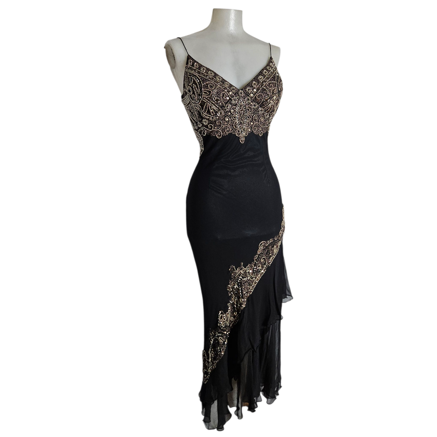 Robe en voile brodé de perles