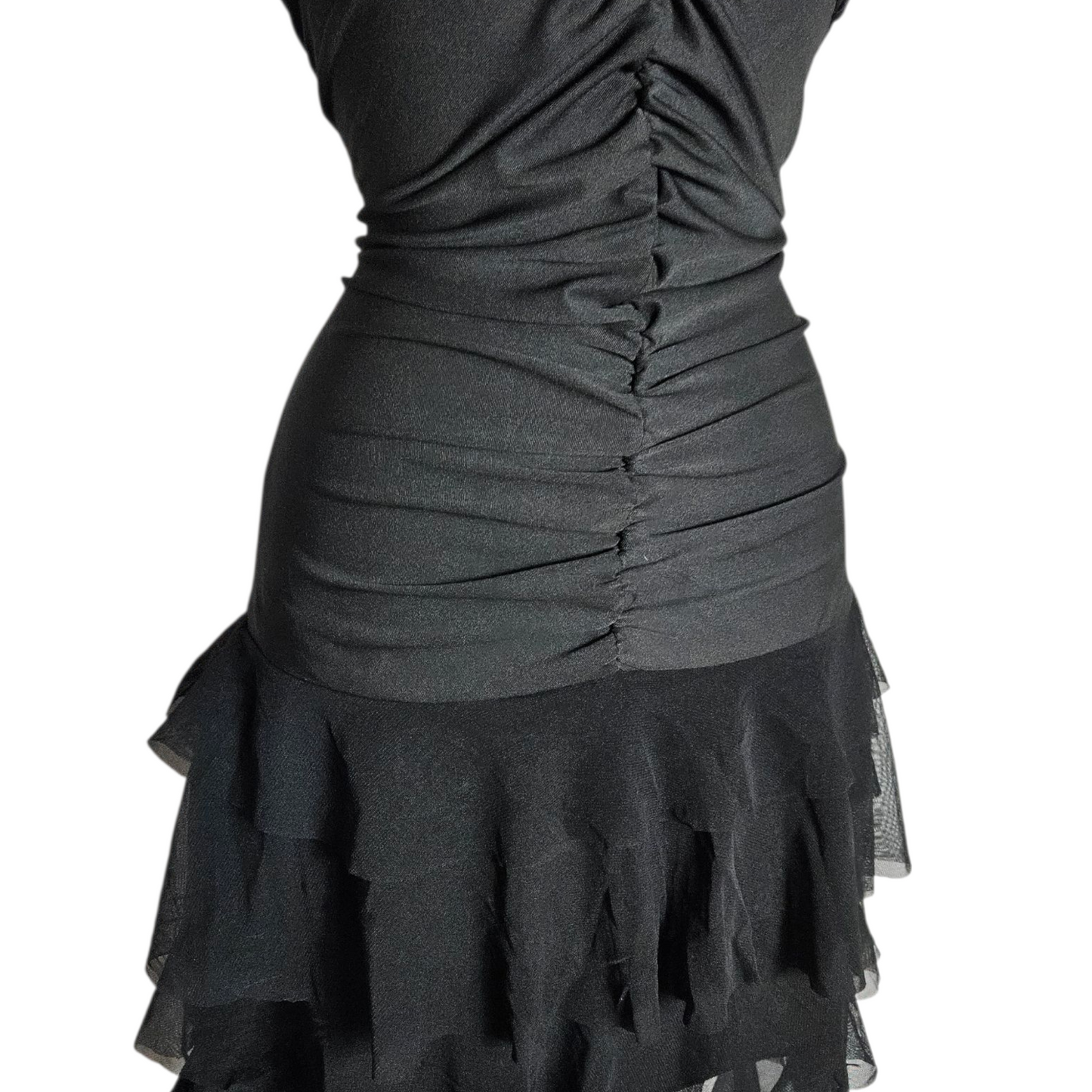 Robe dos nu asymétrique à volants