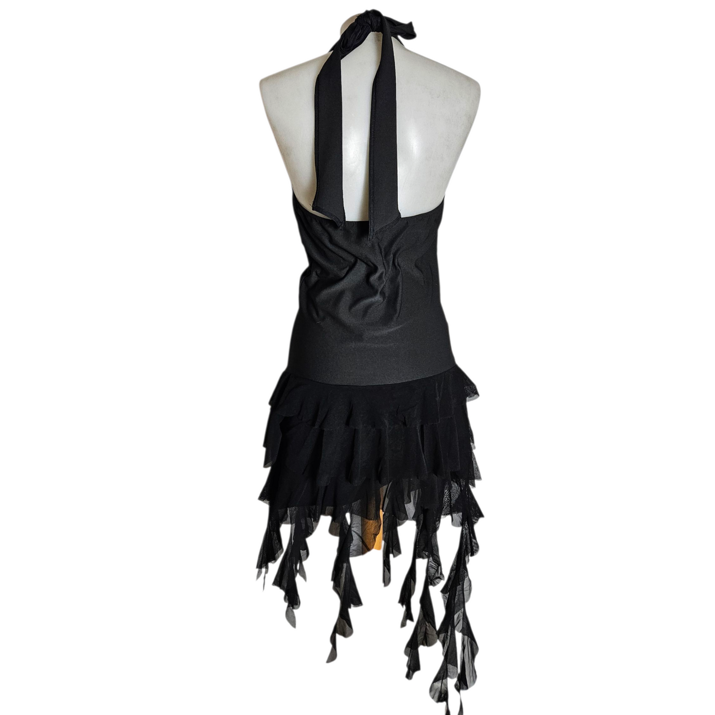 Robe dos nu asymétrique à volants