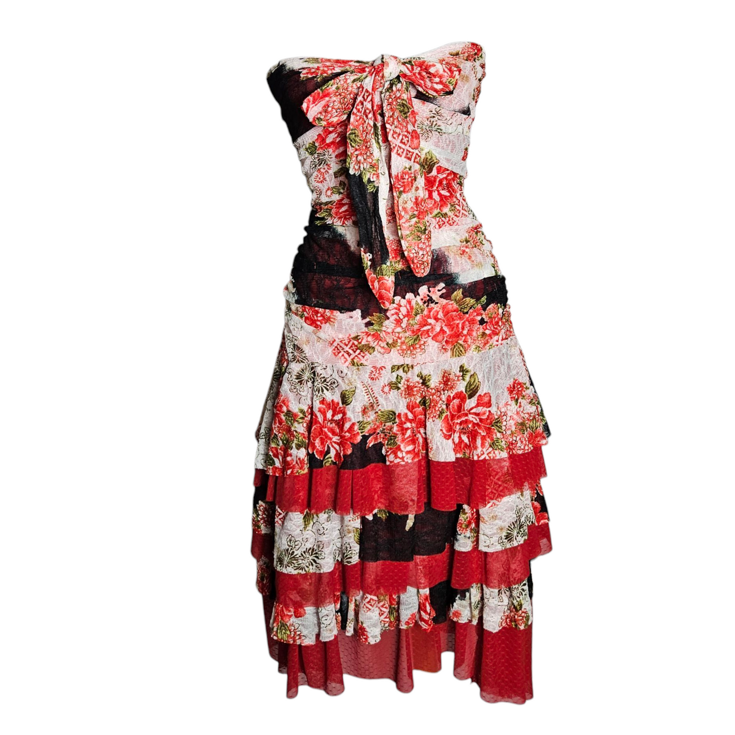Robe strapless à volants en dentelle