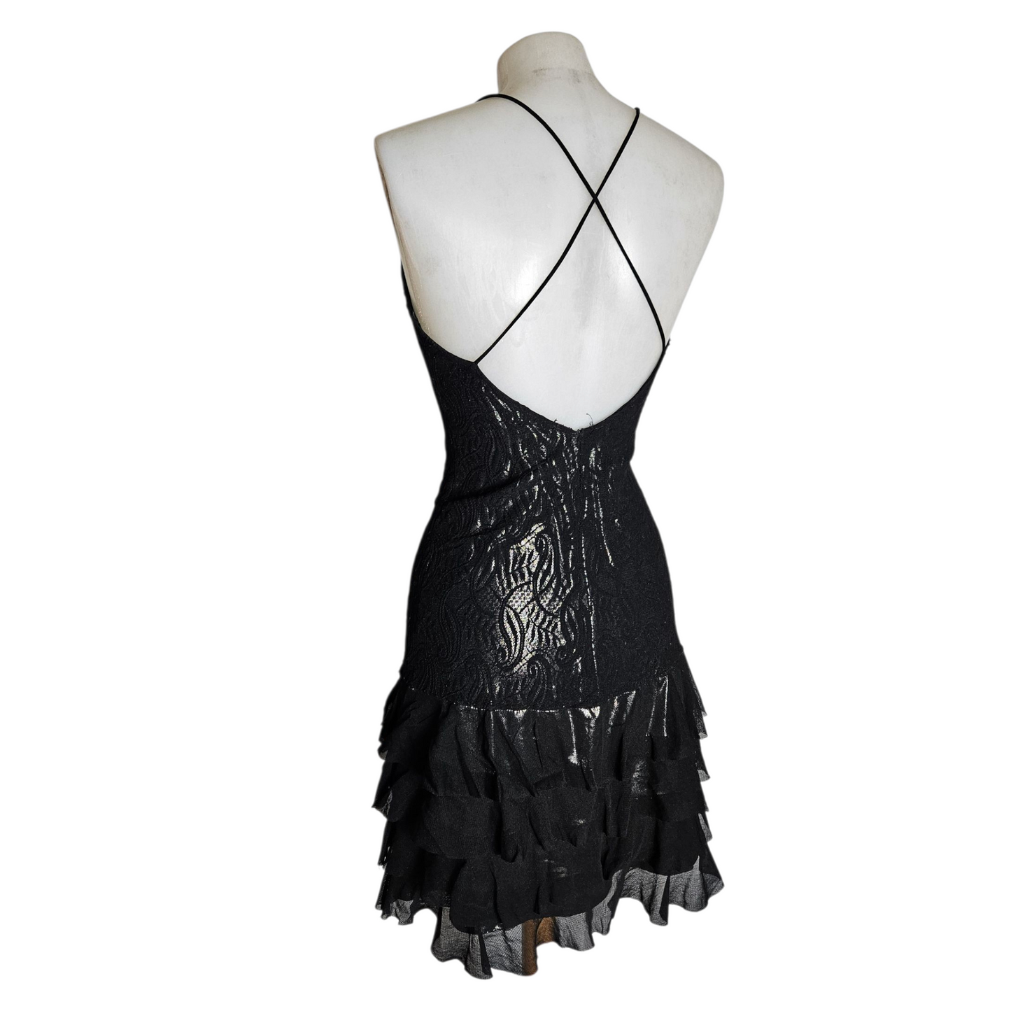 Robe en dentelle doublure argentée