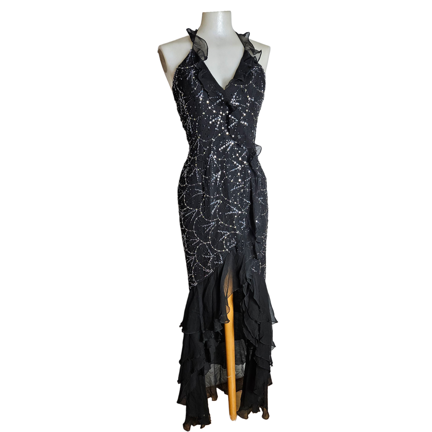 Robe de soirée sos nu brodé de perles, en soie