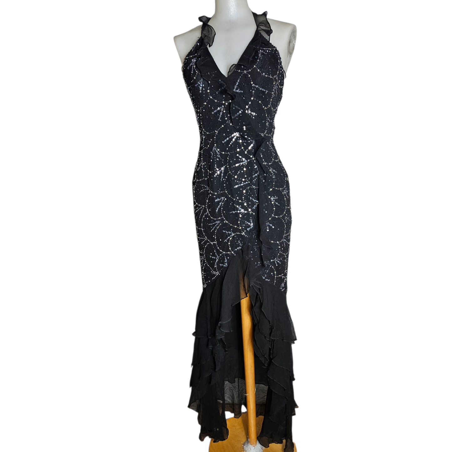 Robe de soirée sos nu brodé de perles, en soie