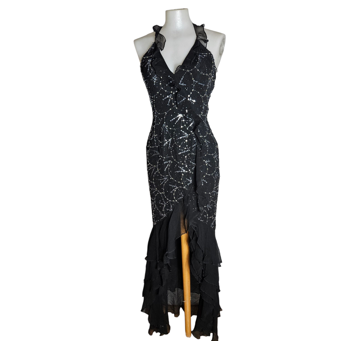Robe de soirée sos nu brodé de perles, en soie