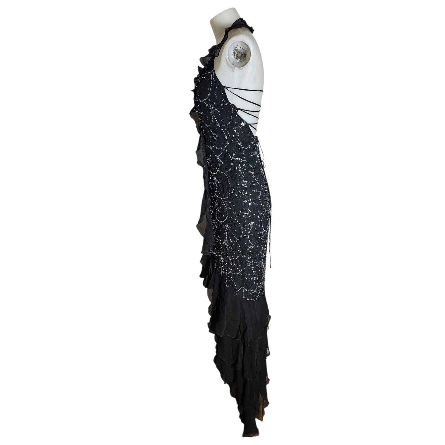 Robe de soirée sos nu brodé de perles, en soie