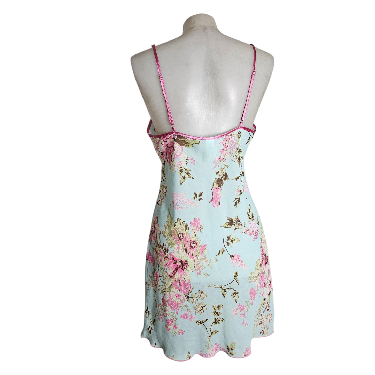Robe en voile fleurie bleue