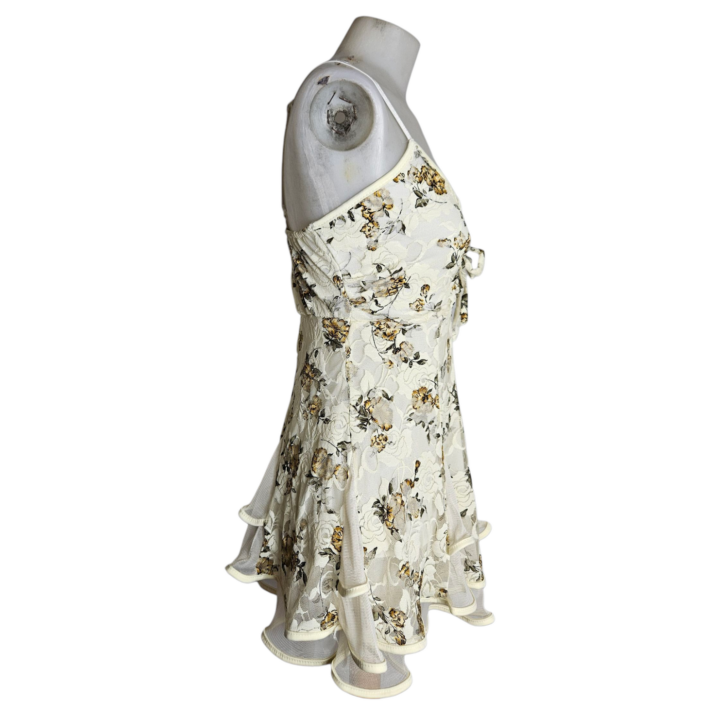 Tunique en voile et dentelle fleurie
