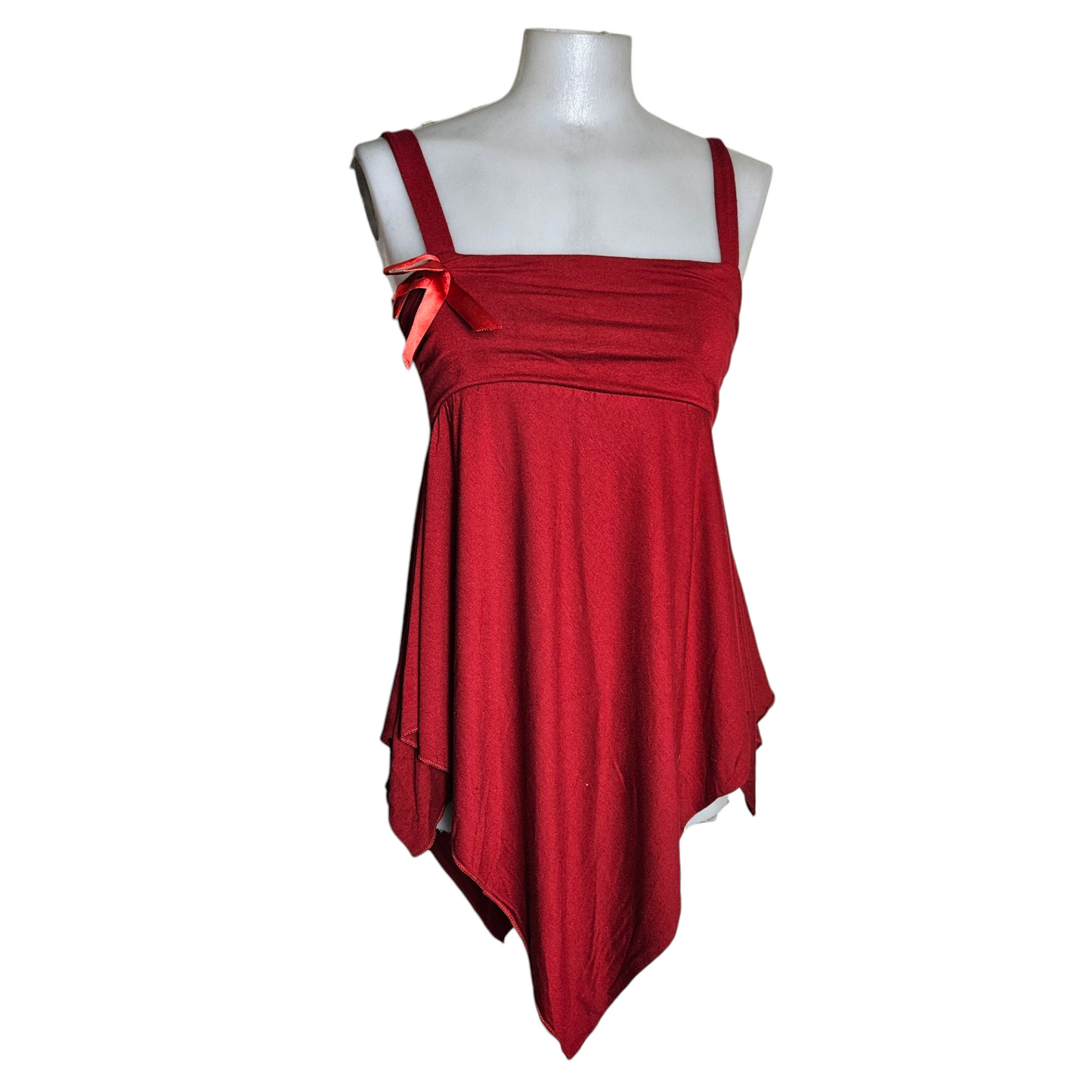 Haut asymétrique rouge détails noeud
