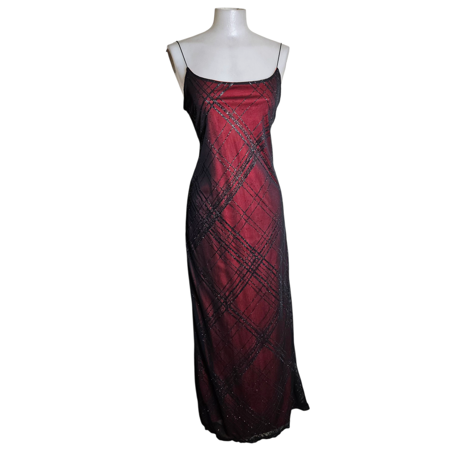 Robe en voile noir doublure rouge