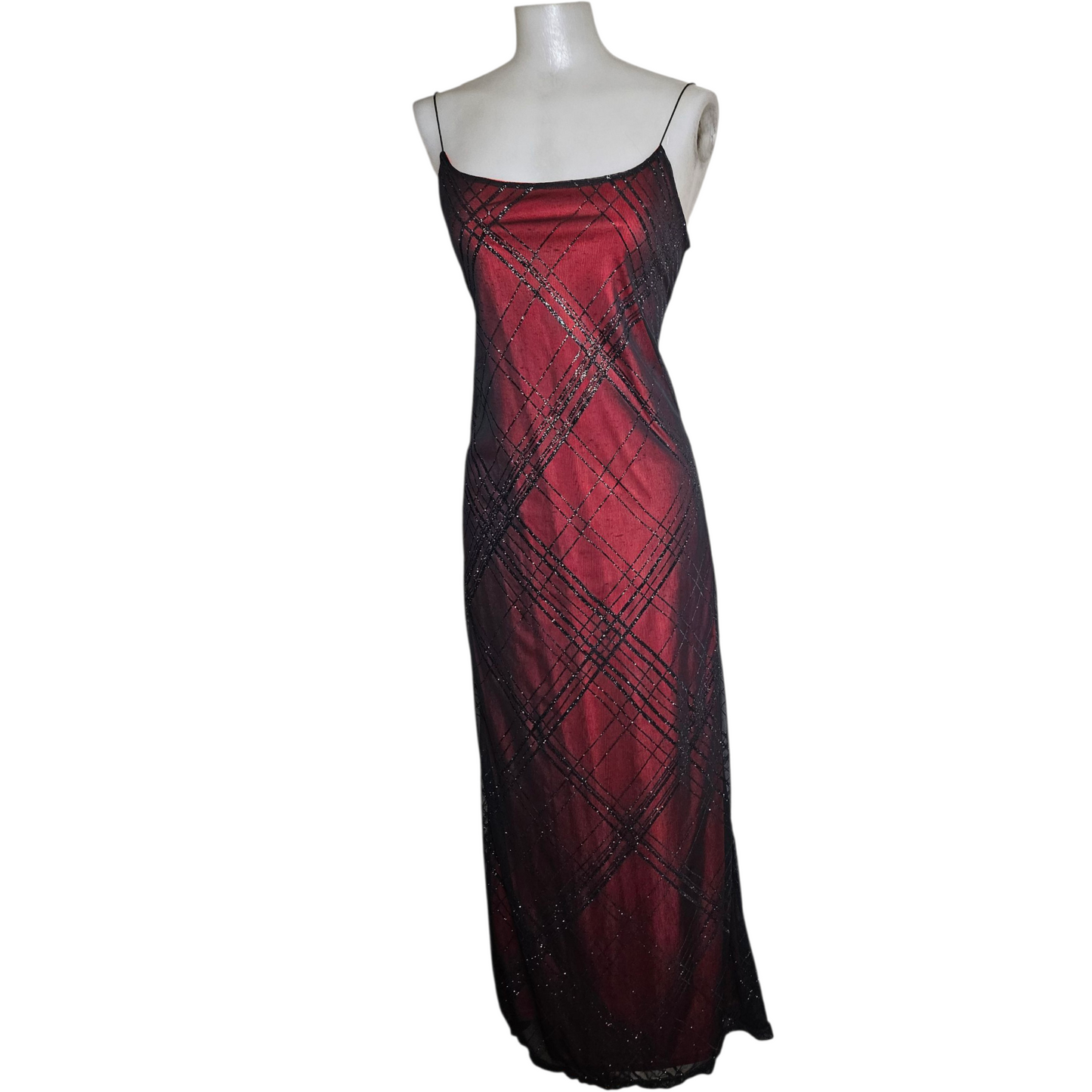 Robe en voile noir doublure rouge