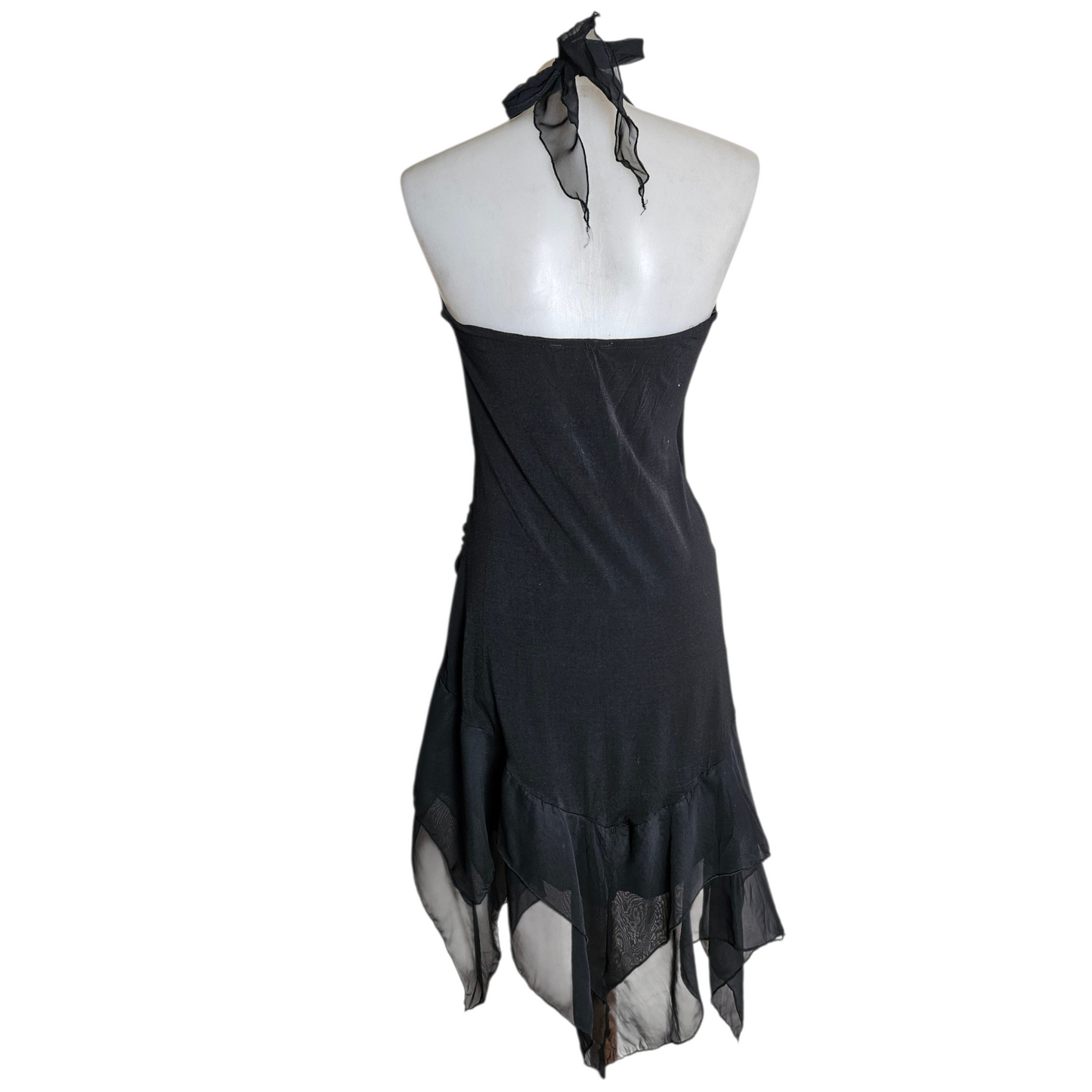 Backless dress with flower details