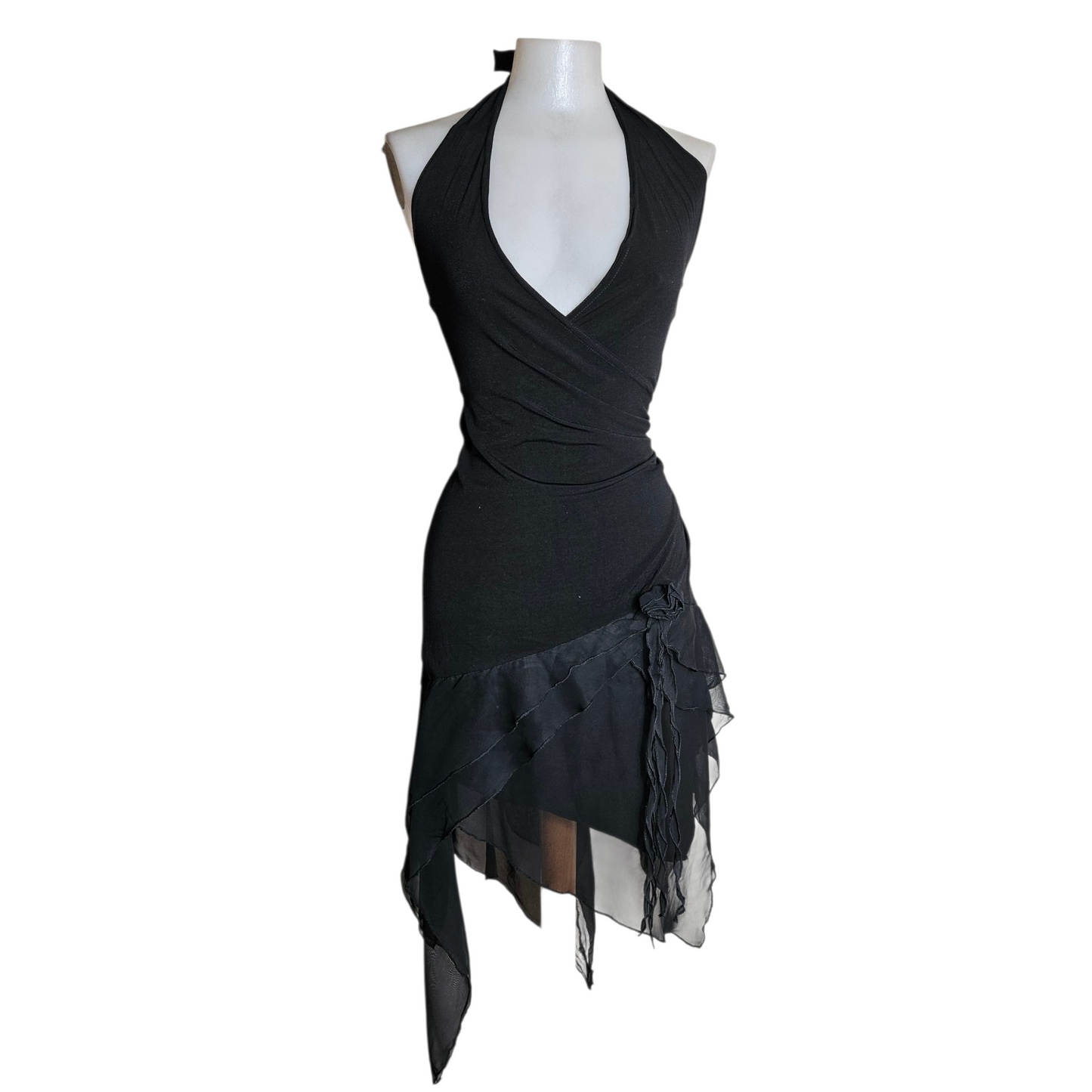 Backless dress with flower details