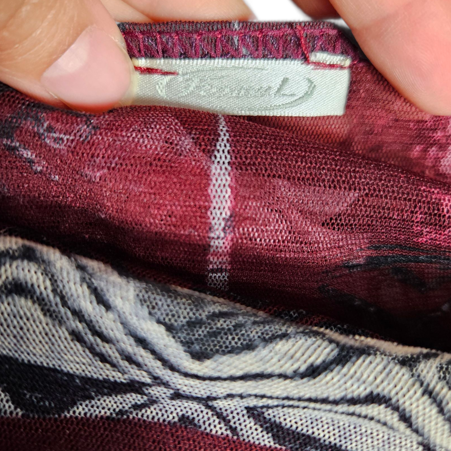 Haut asymétrique en voile