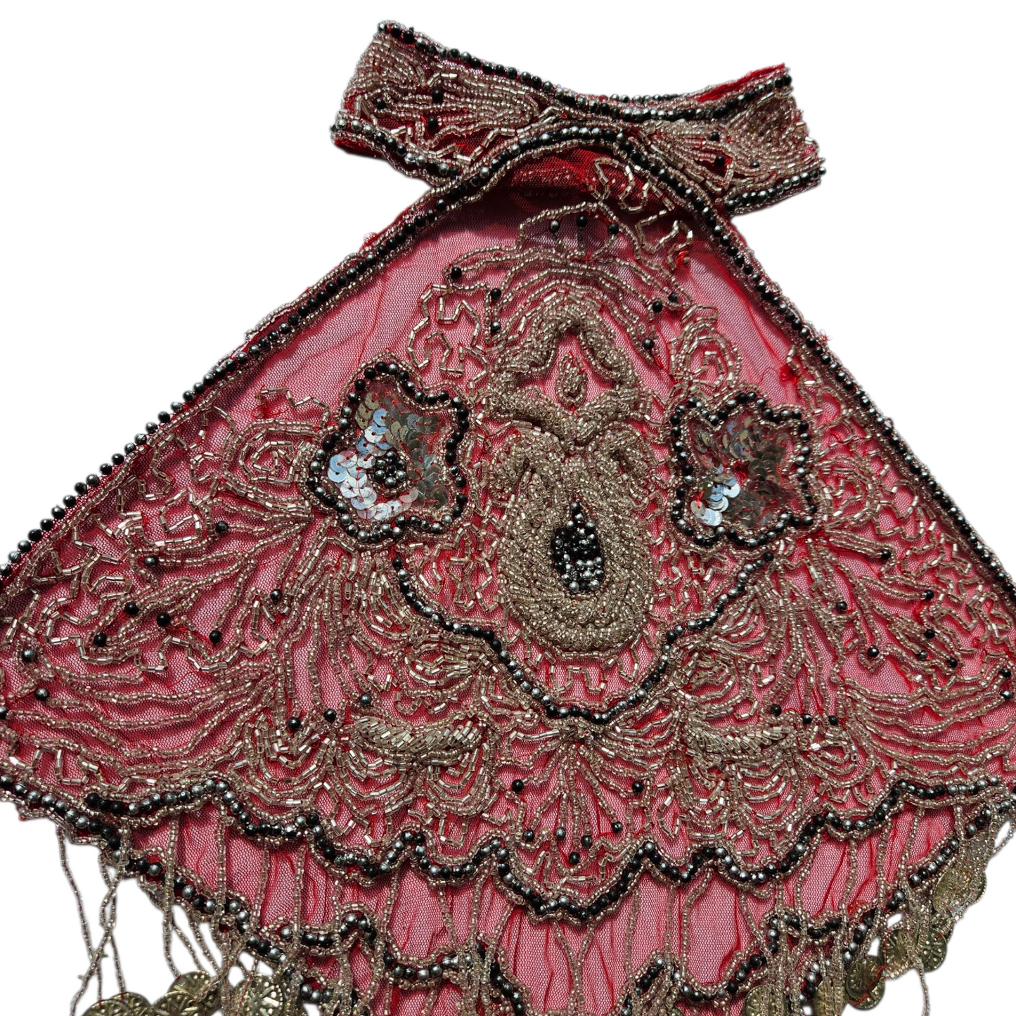 Dos nu brodé de perles et sequins