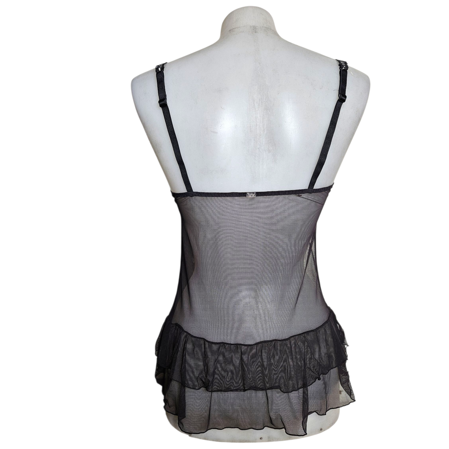 Haut en voile noir et dentelle blanche