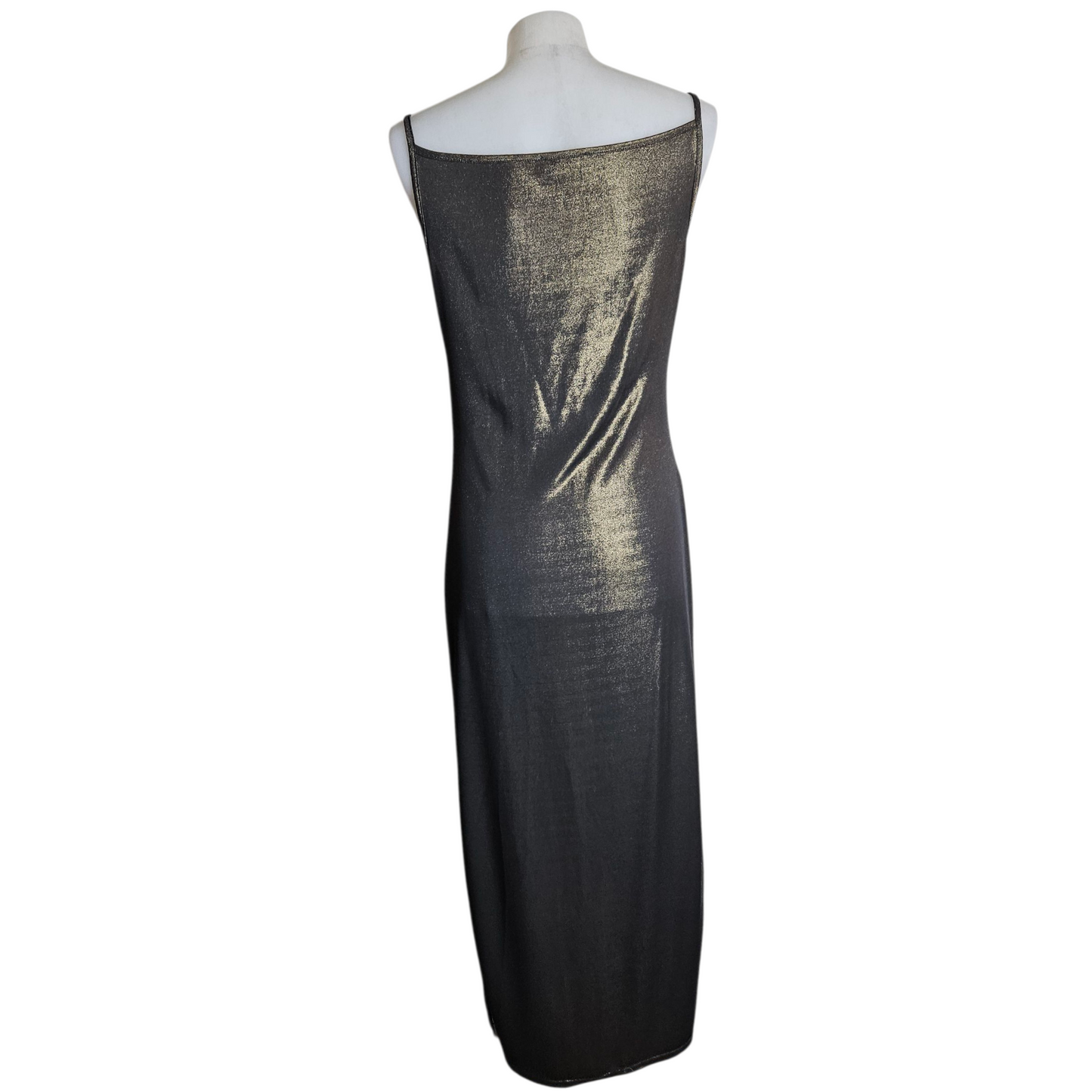Maxi dress with a cowl neck and gold highlights