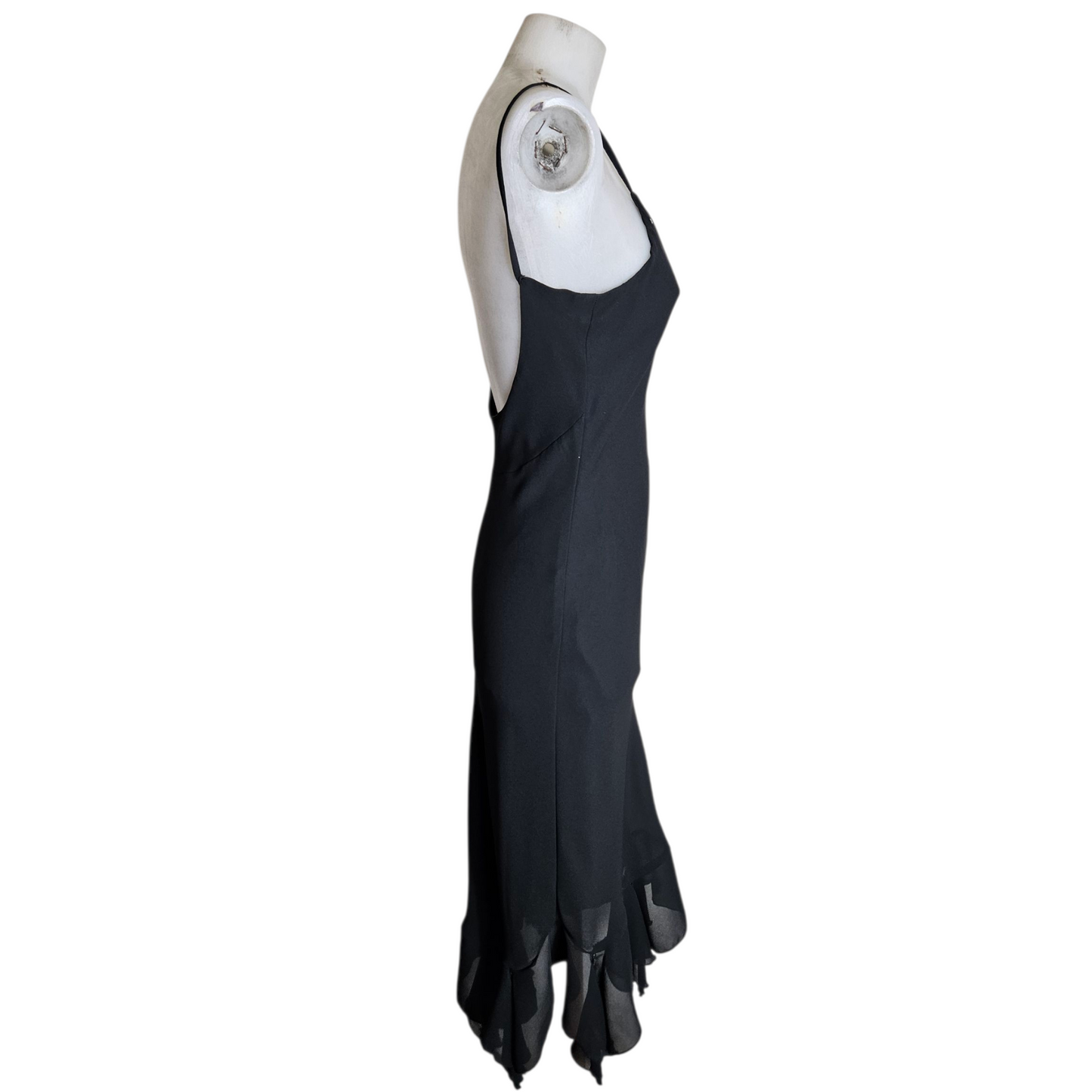 Ruffled backless dress