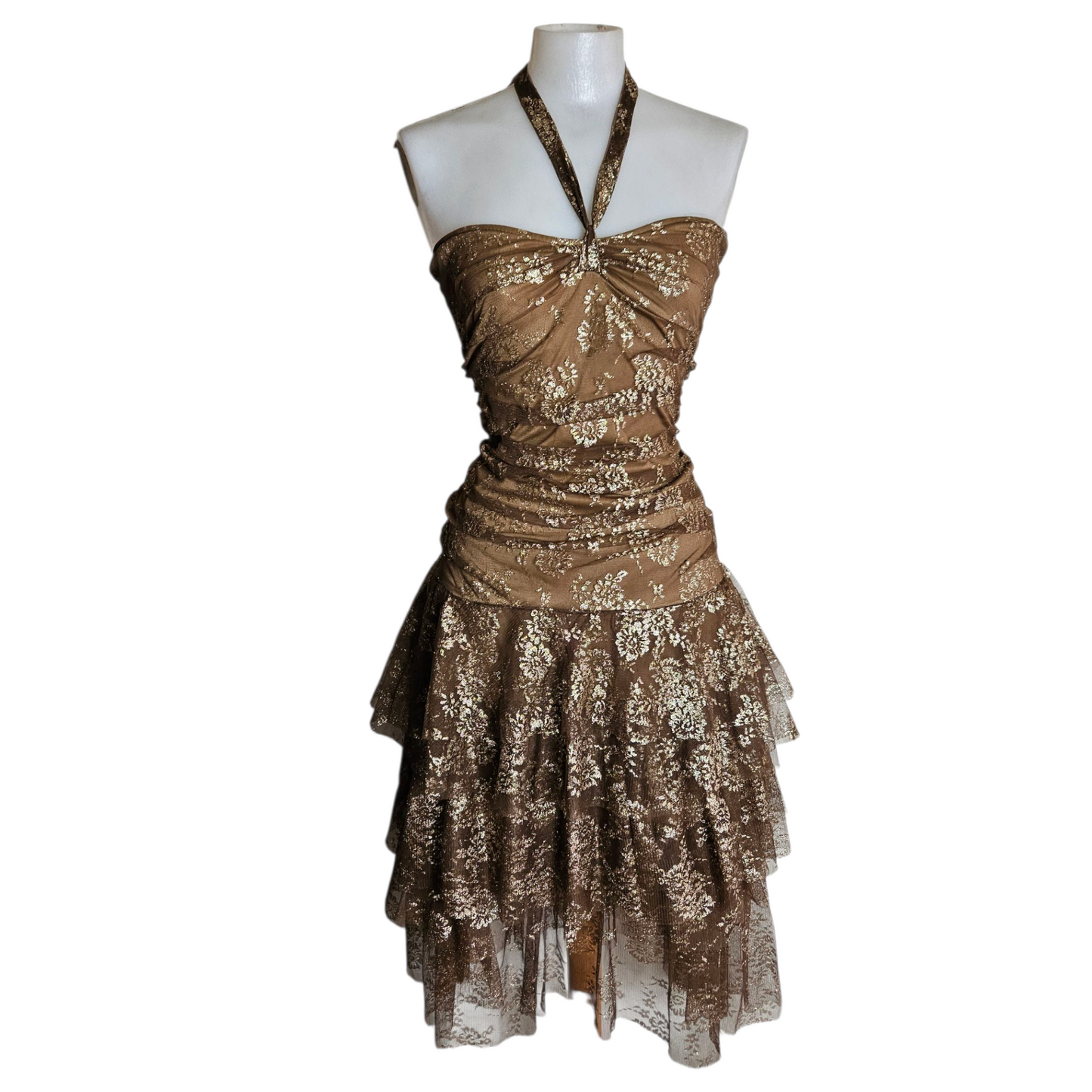 Robe en dentelle marron et dorée