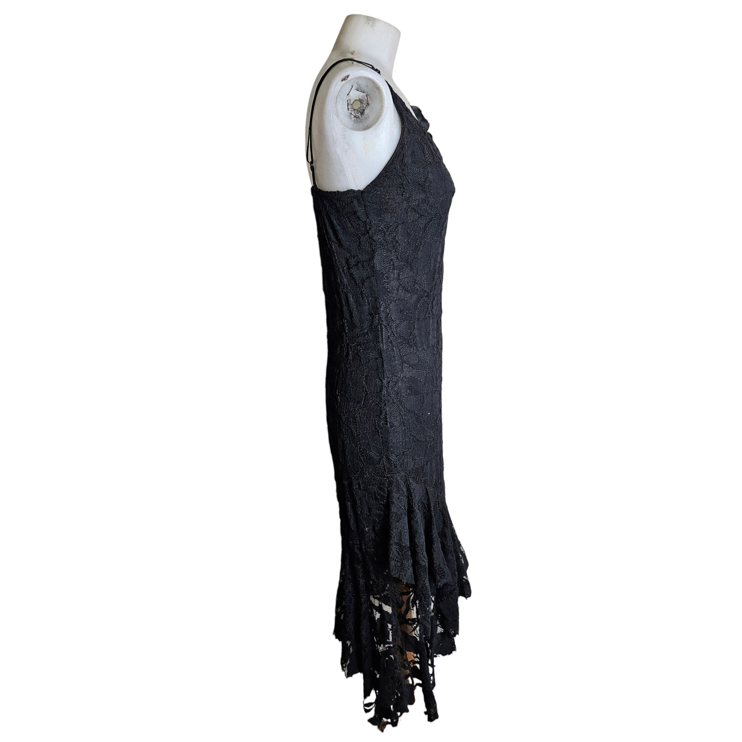 Robe asymétrique en dentelle à volants