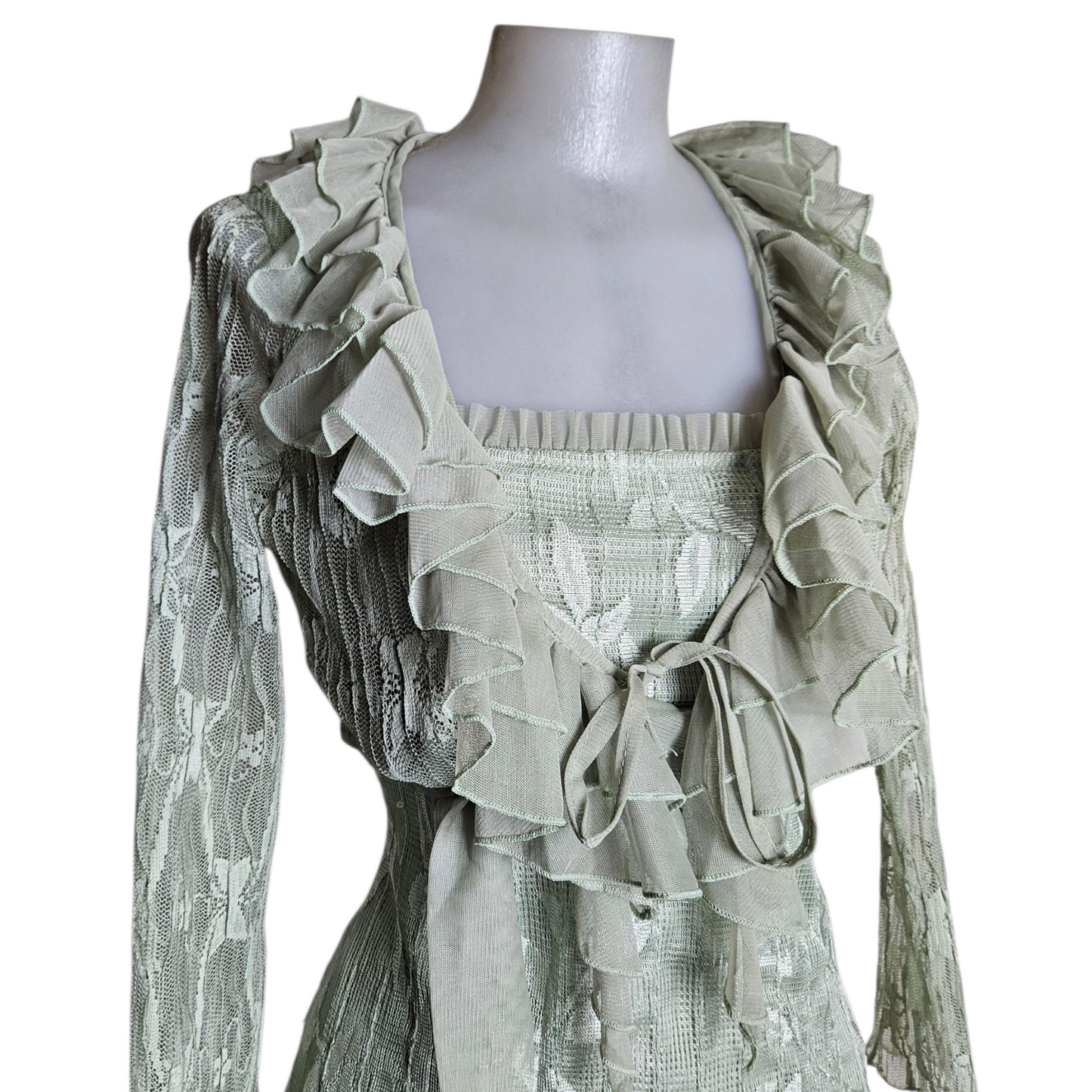 Robe en dentelle sauge et son Boléro