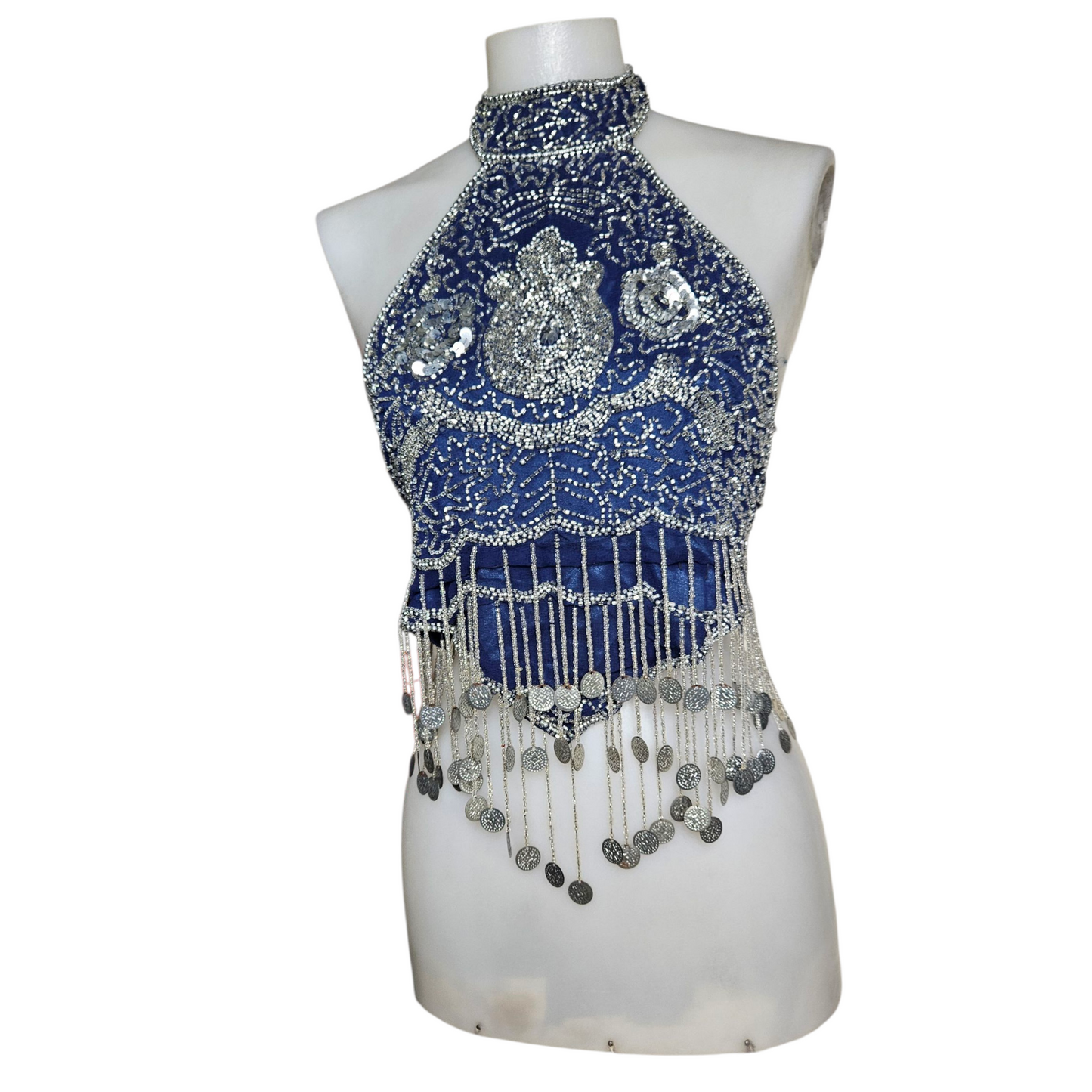 Dos nu bleu brodé de perles et sequins argentés