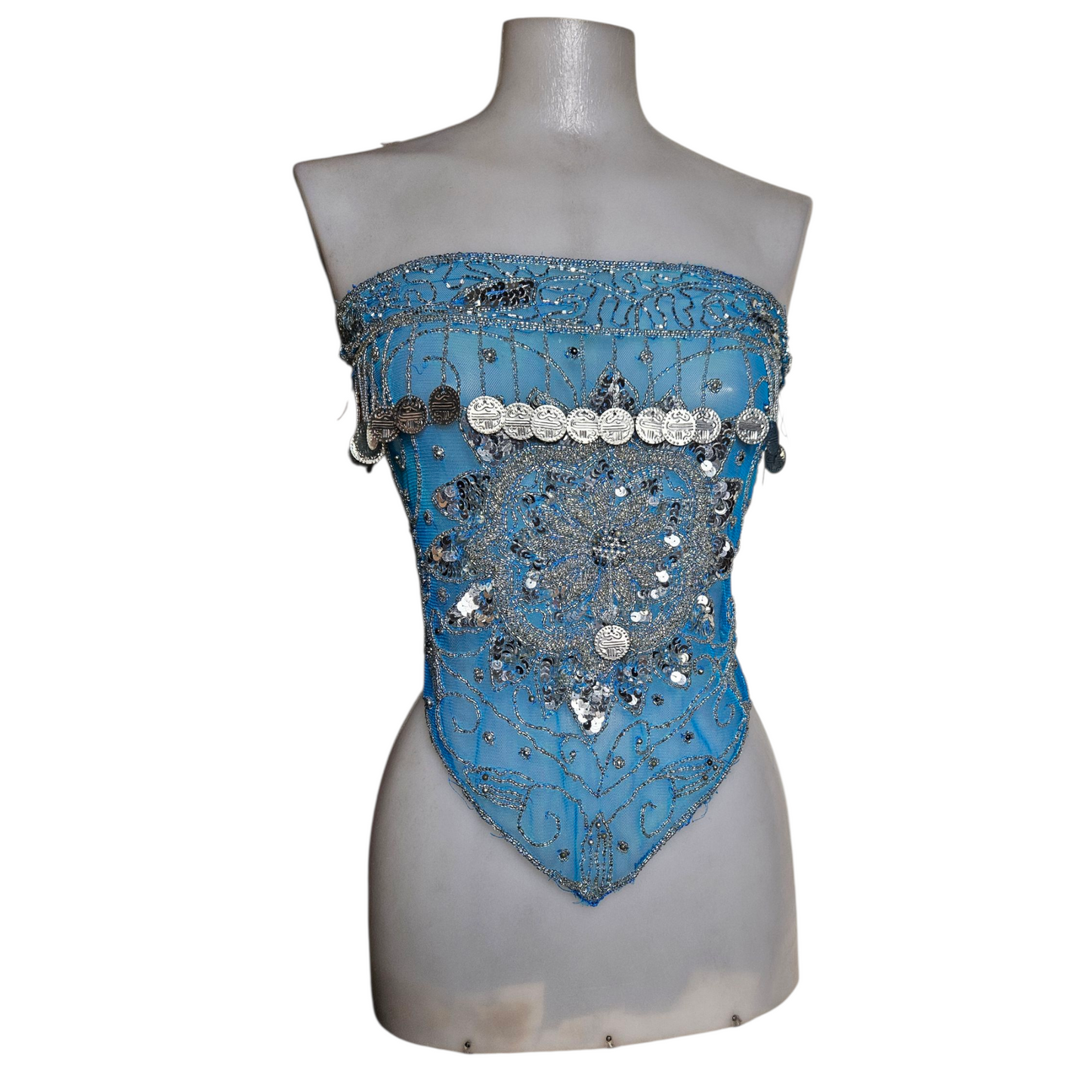 Belt in veil embroidered with blue and silver sequins