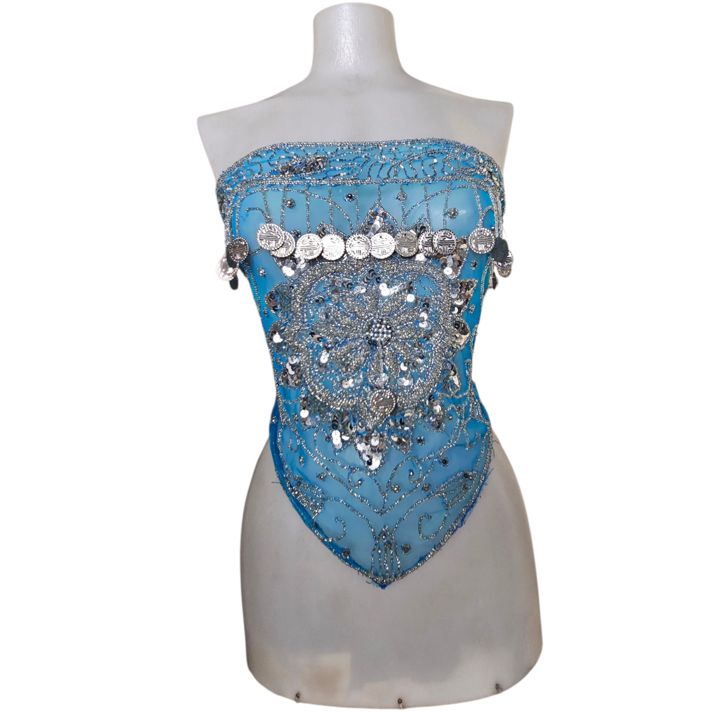 Belt in veil embroidered with blue and silver sequins