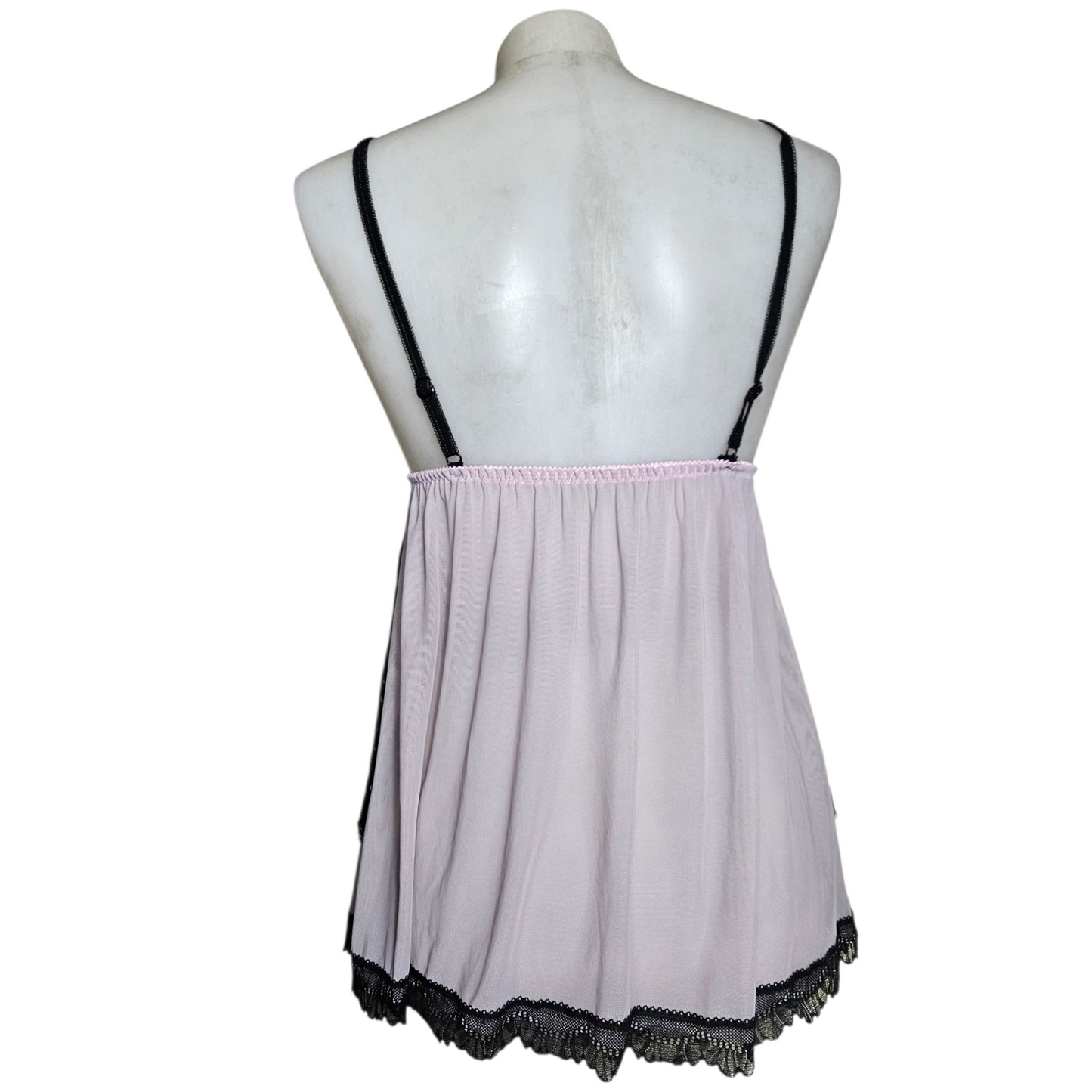 Ensemble de lingerie lila et noir