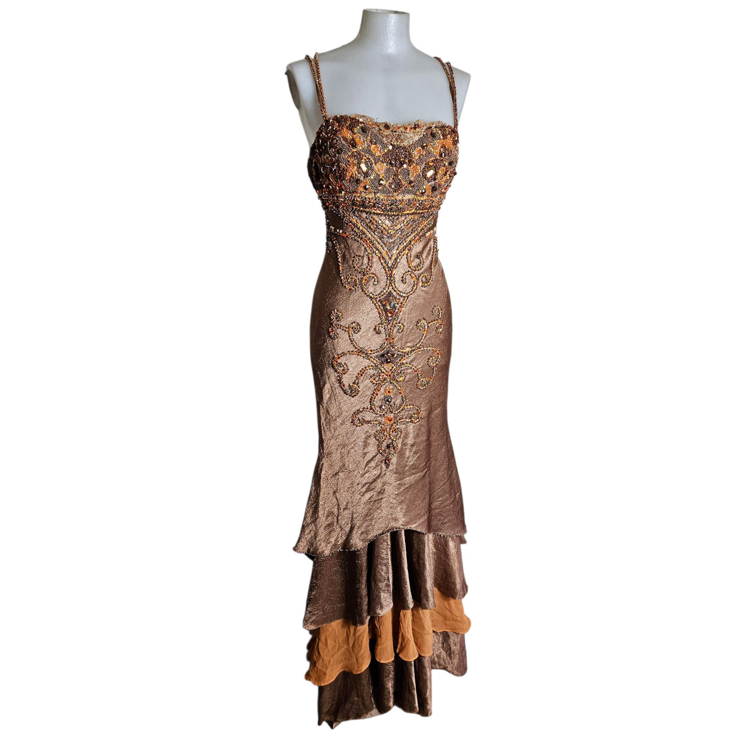 Robe de soirée brodée de perles