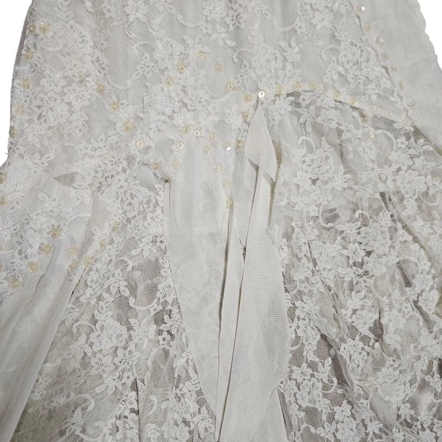 Robe asymétrique dentelle blanche