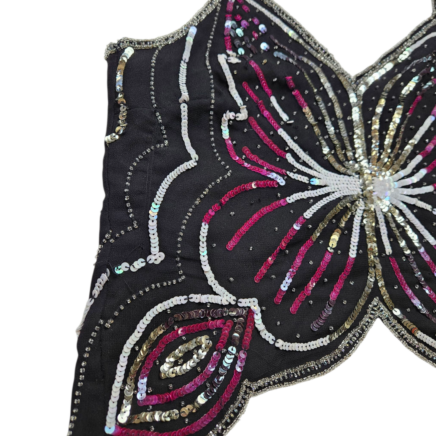 Haut dos nu en forme de papillon noir
