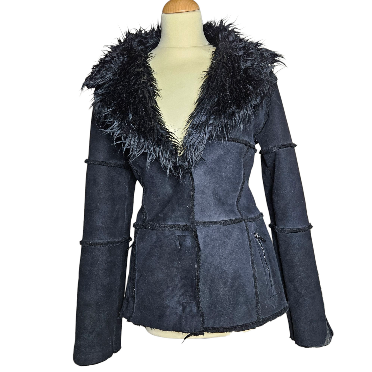 Short coat with faux fur