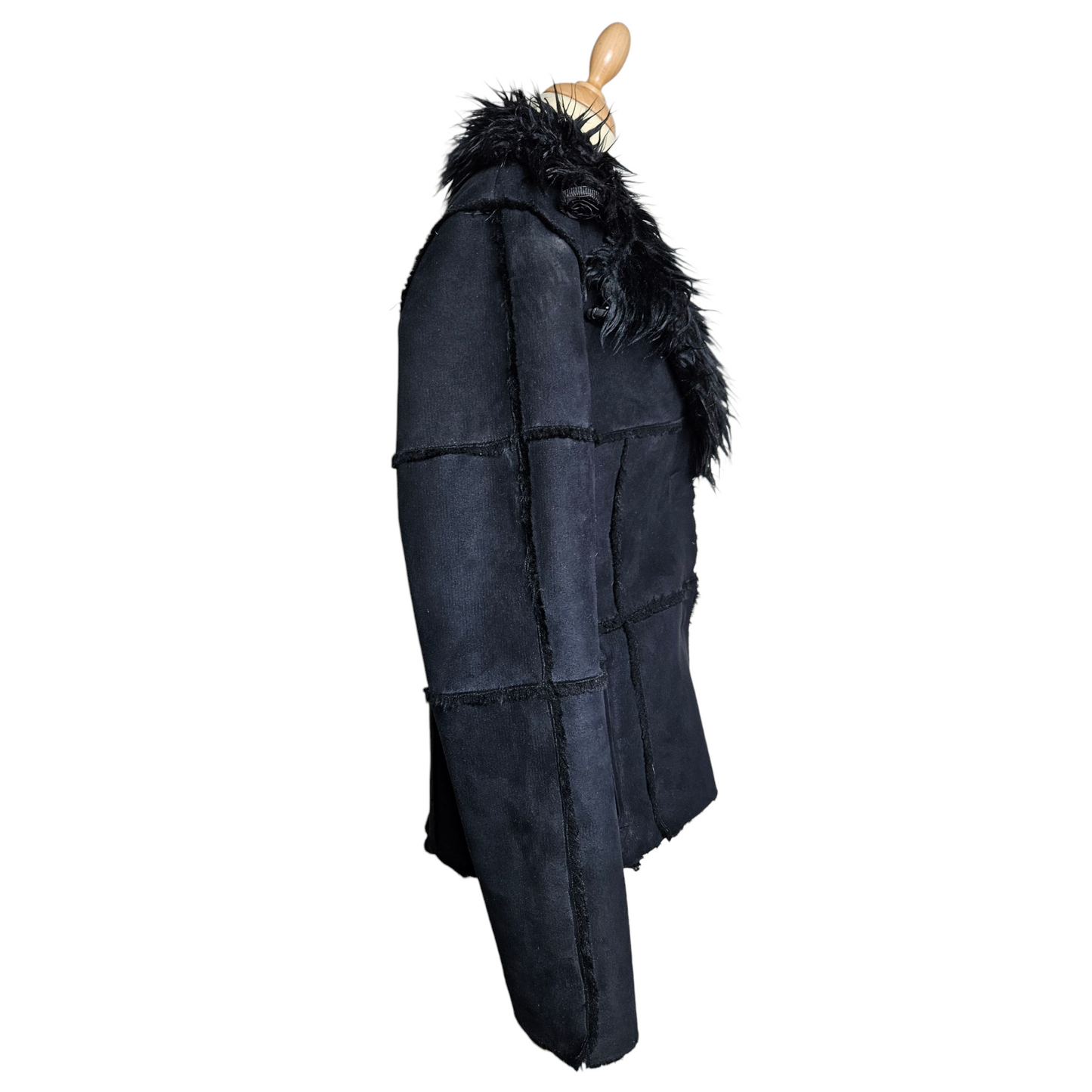 Short coat with faux fur