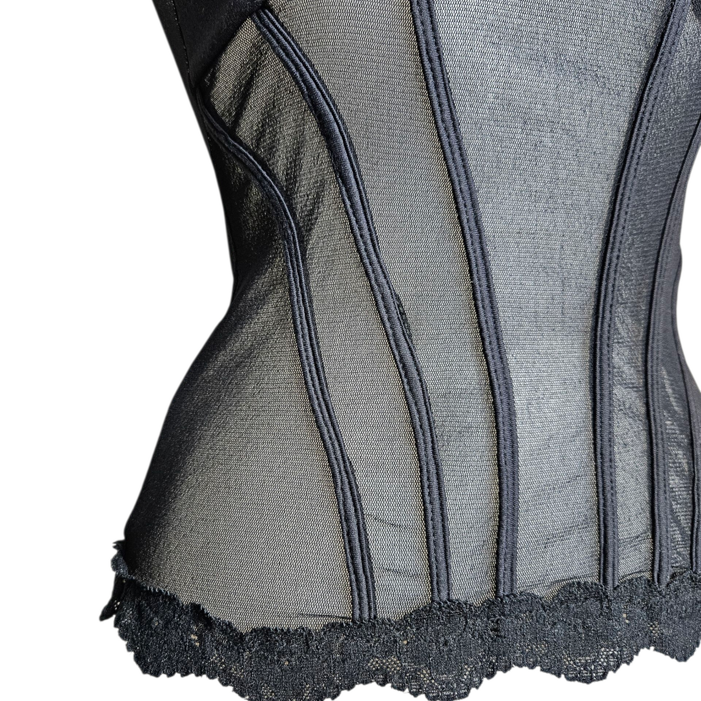 Two-material transparent top at the belly