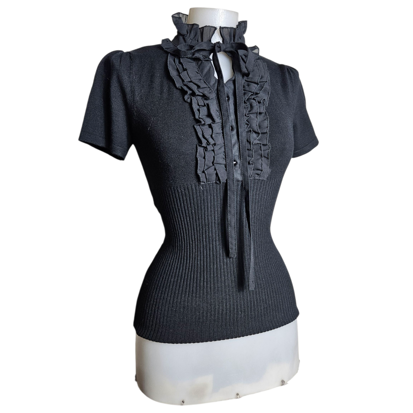 Short-sleeved lace high neck top