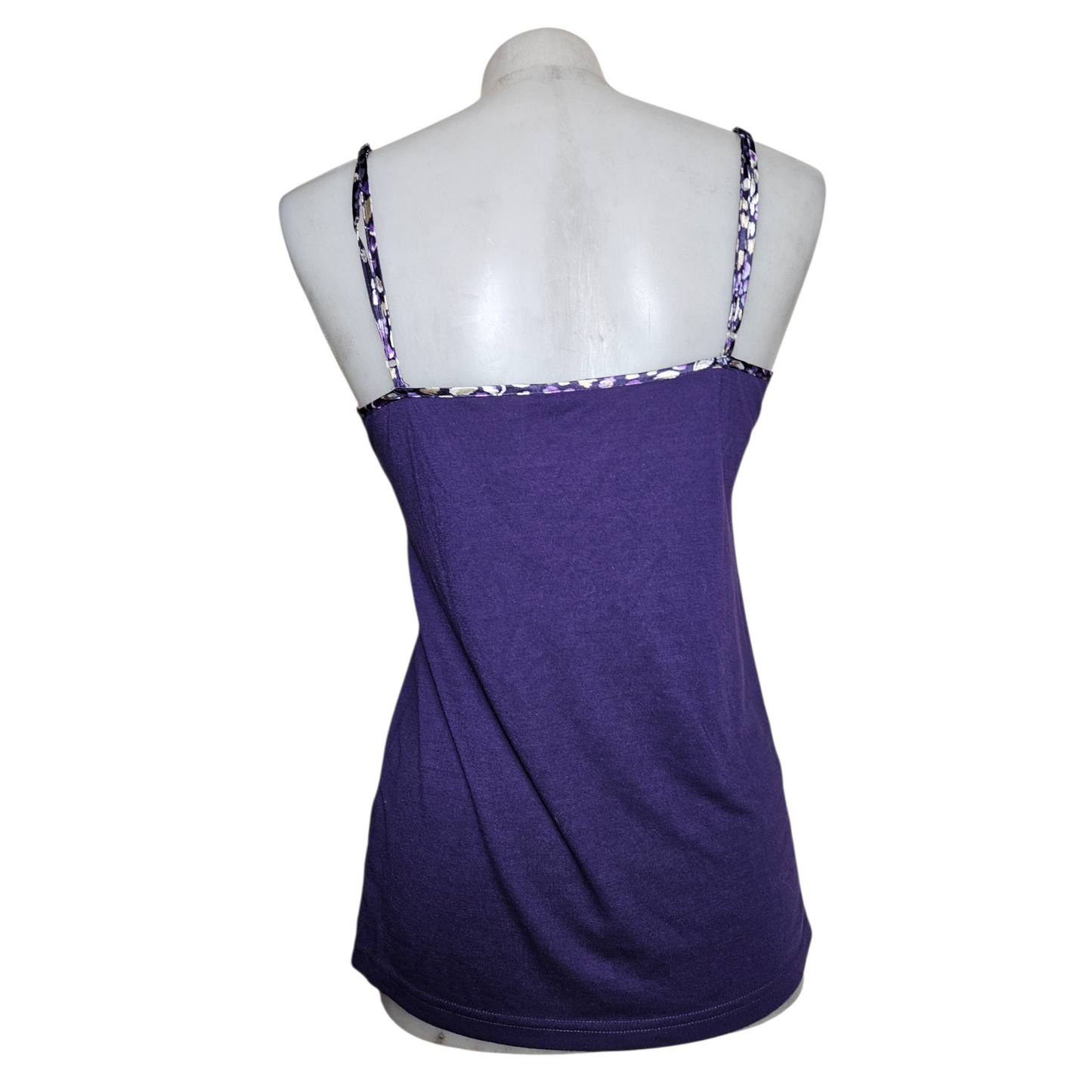 Haut violet detail fleurs