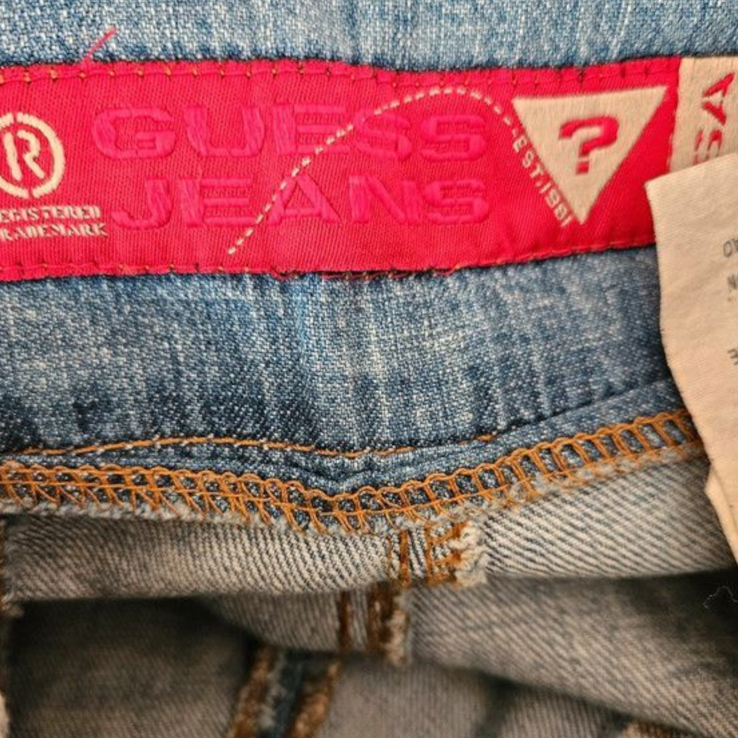 Jean taille basse Guess