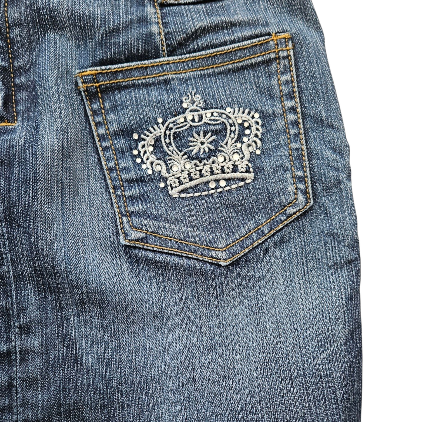 Jupe en denim couronnes brodées