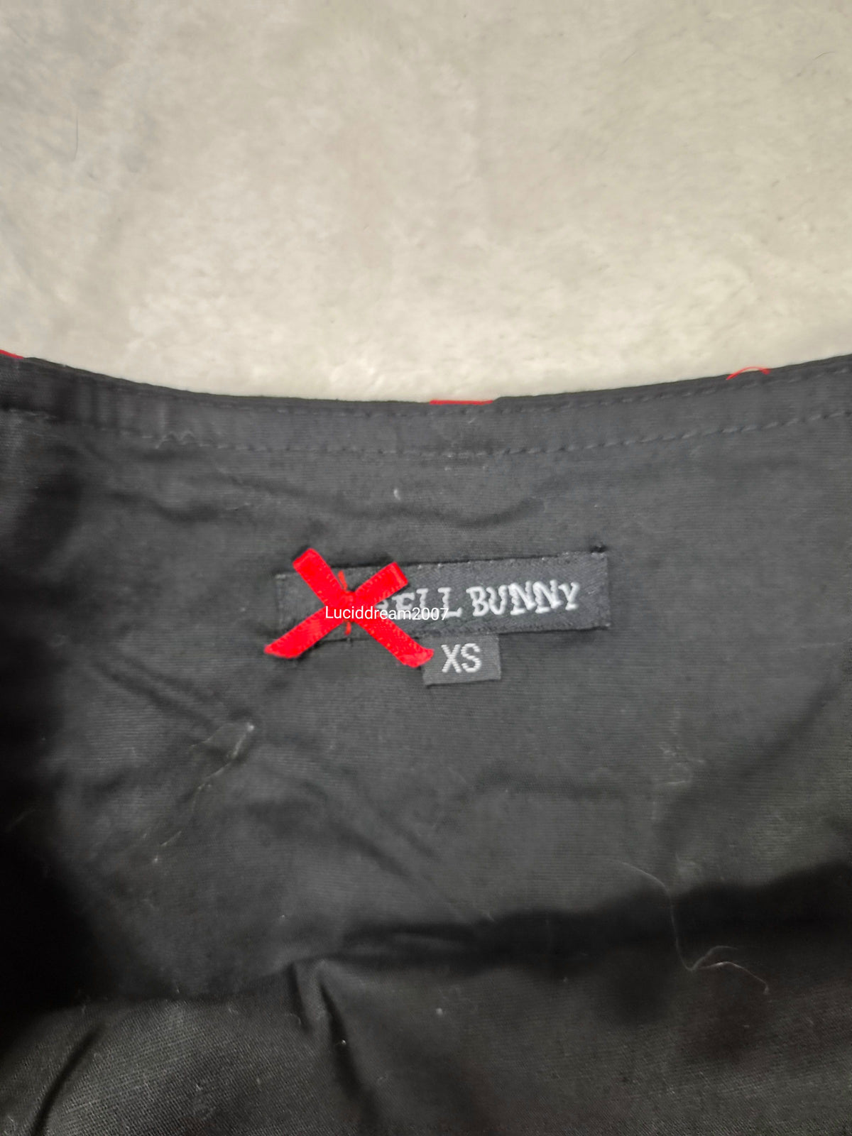 Jupe Hell Bunny rouge et noir