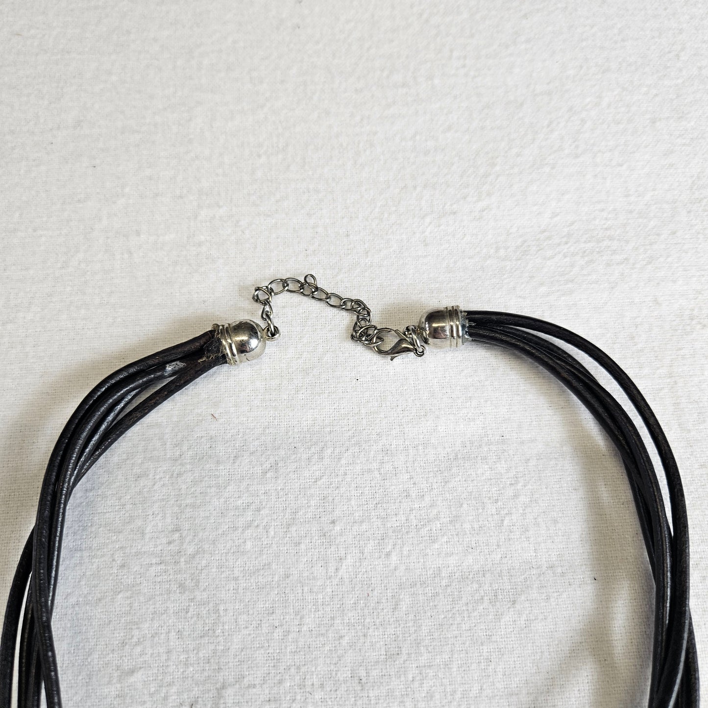 Maxi butterfly necklace in metal and stones