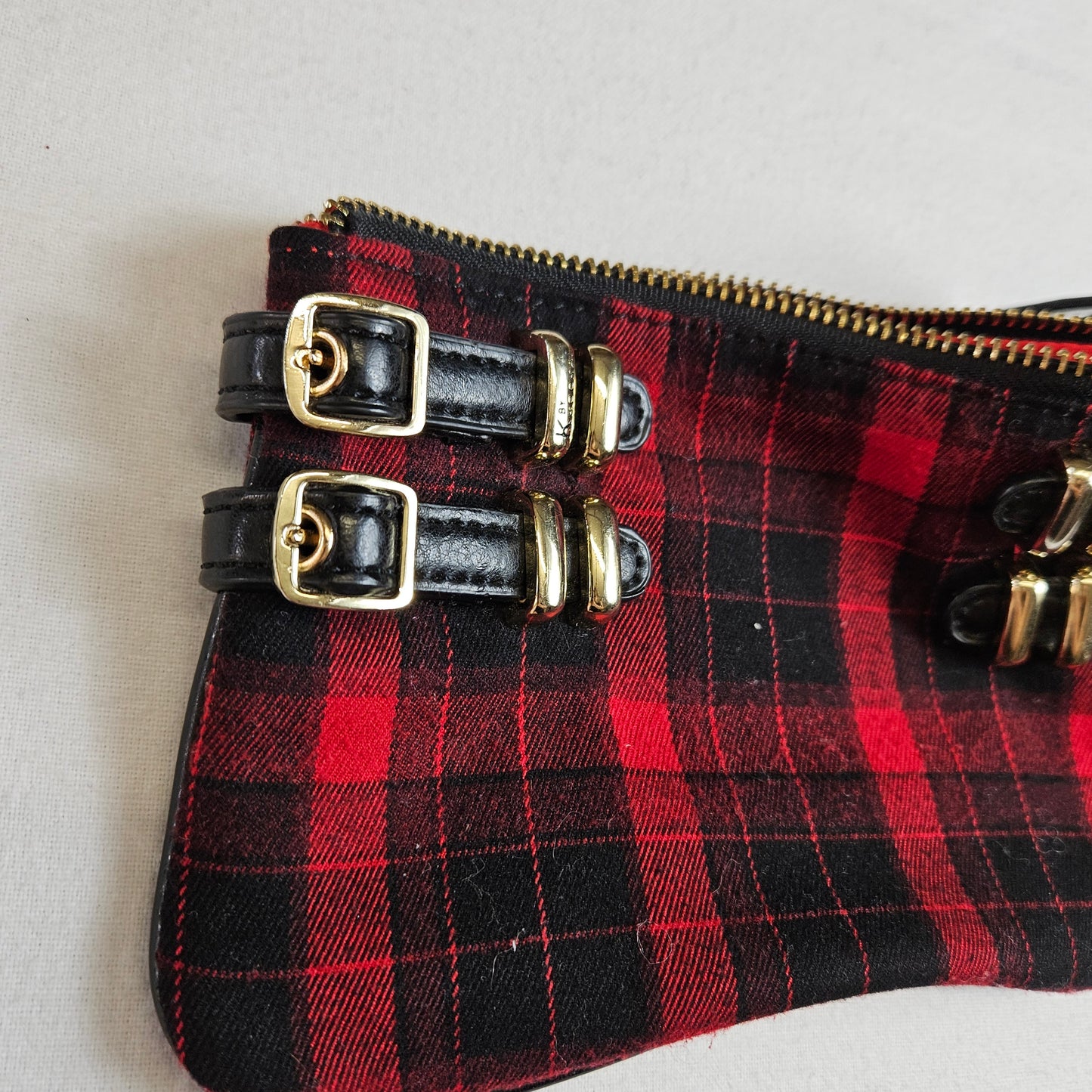 Pochette tartan à sangles