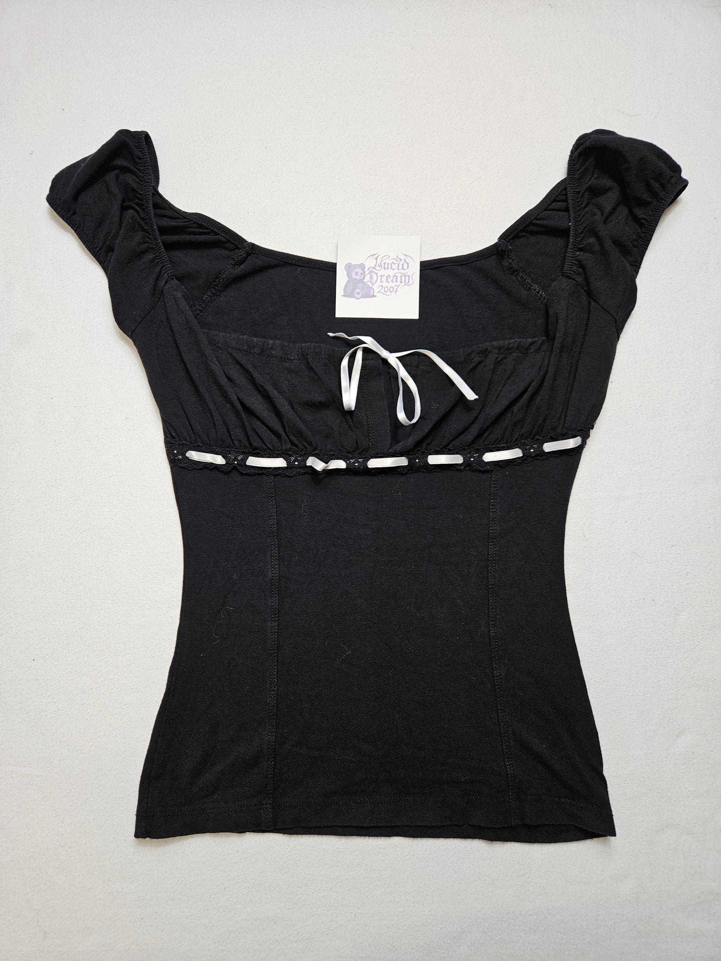 Haut romantique noir détails laçage